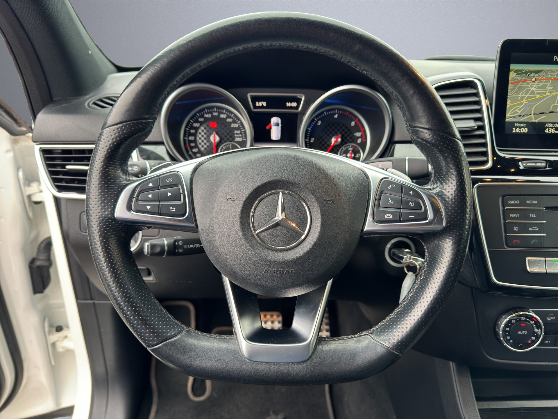 MERCEDES-BENZ GLE 350 d 4Matic 9G-Tronic-image-11
