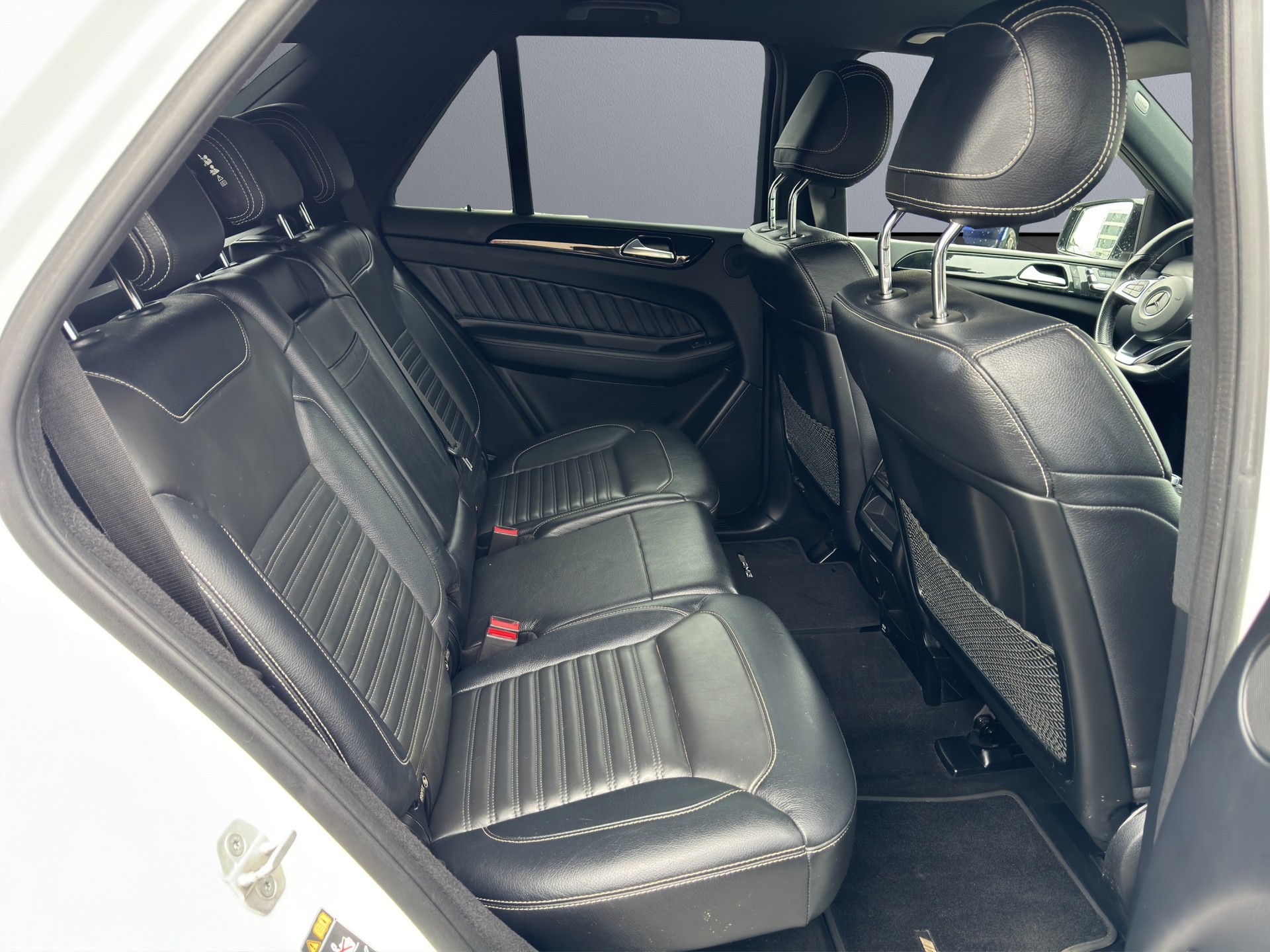 MERCEDES-BENZ GLE 350 d 4Matic 9G-Tronic-image-16