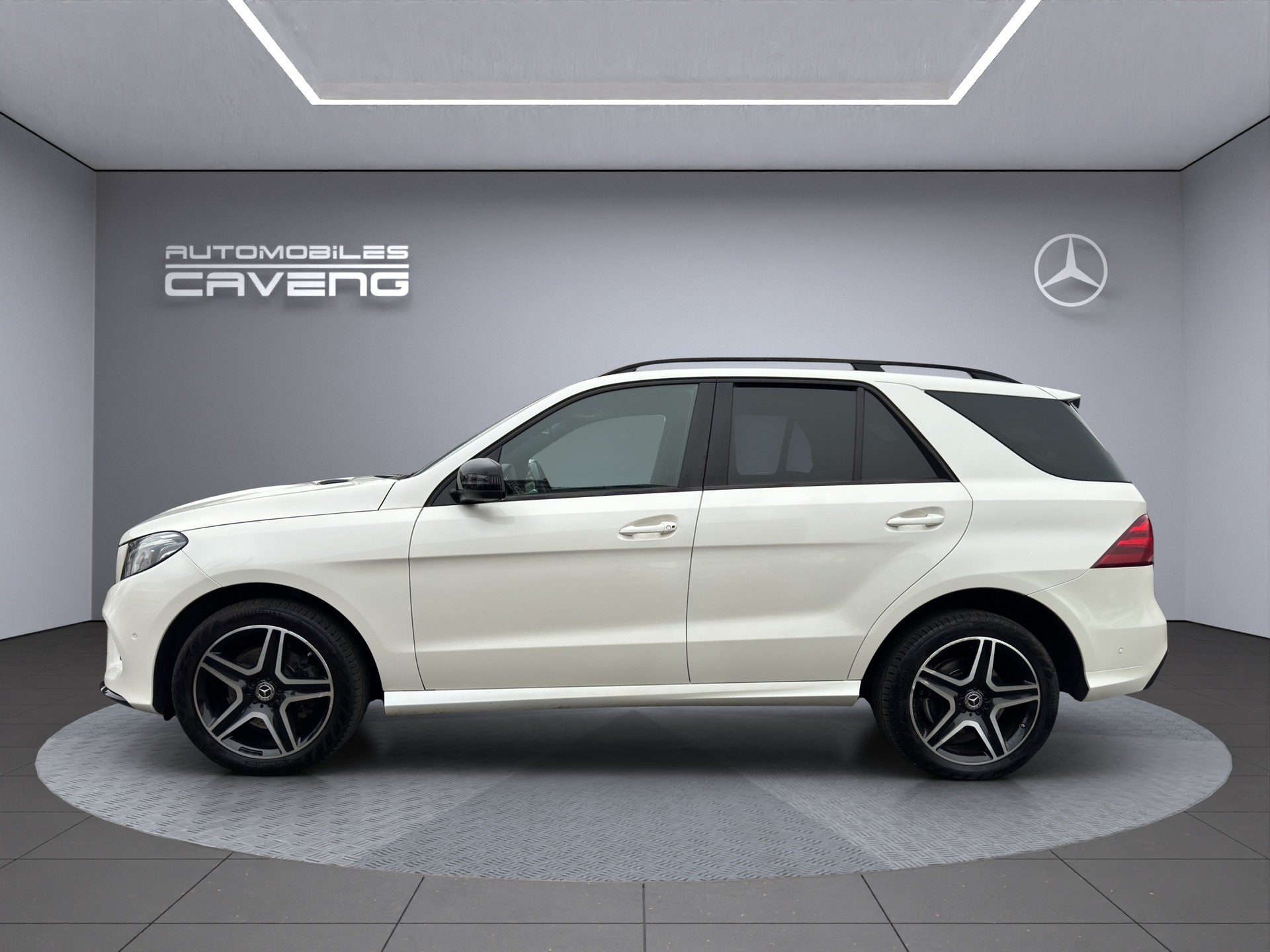 MERCEDES-BENZ GLE 350 d 4Matic 9G-Tronic-image-1