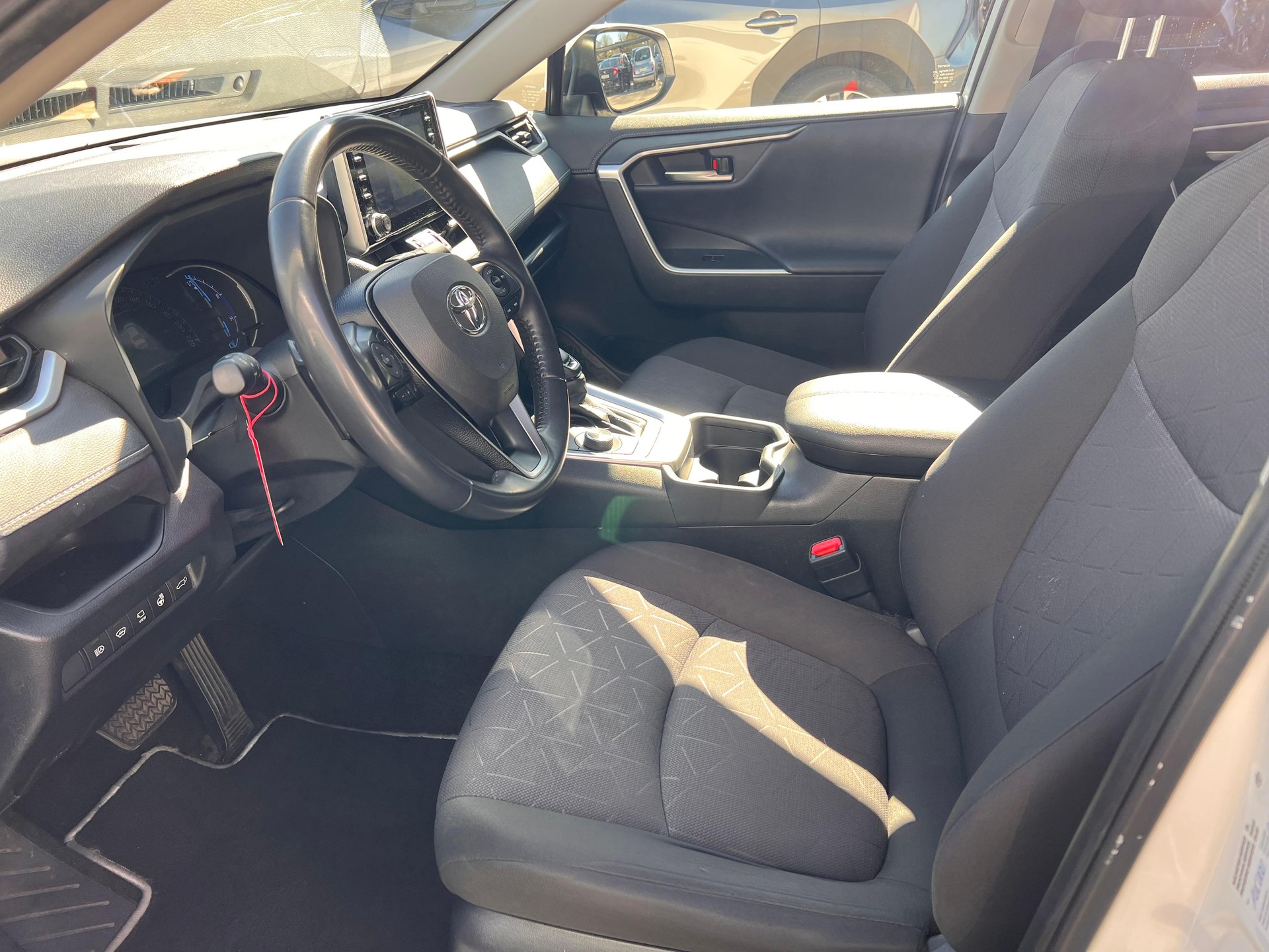 TOYOTA RAV4 2.5 HSD Trend-image-8