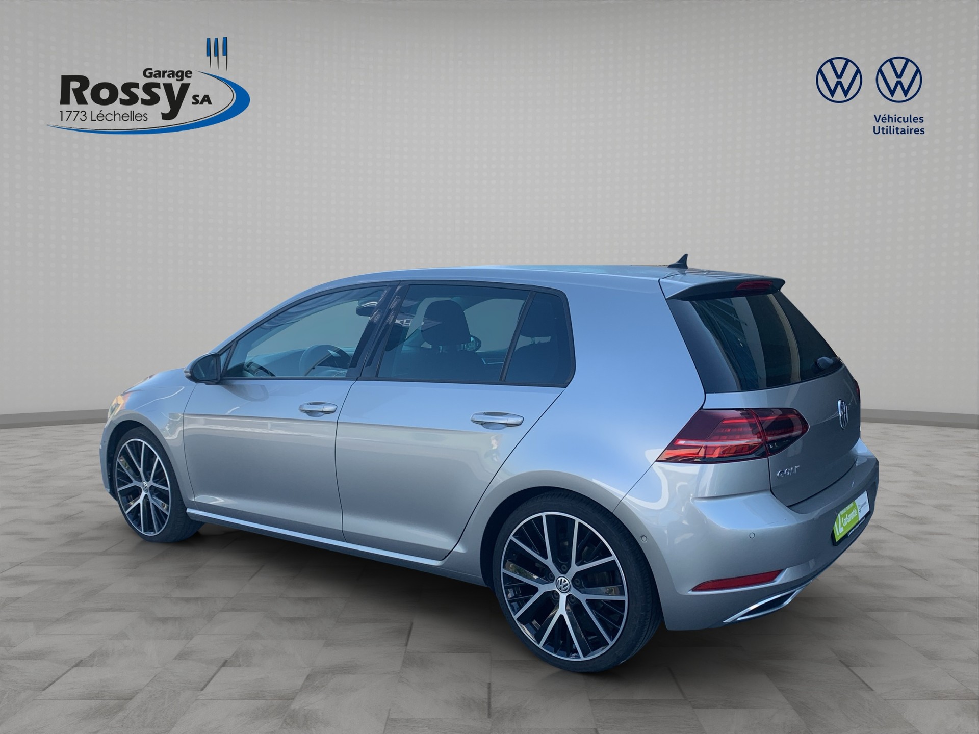 VW Golf 1.4 TSI Highline DSG-showroom-element-3