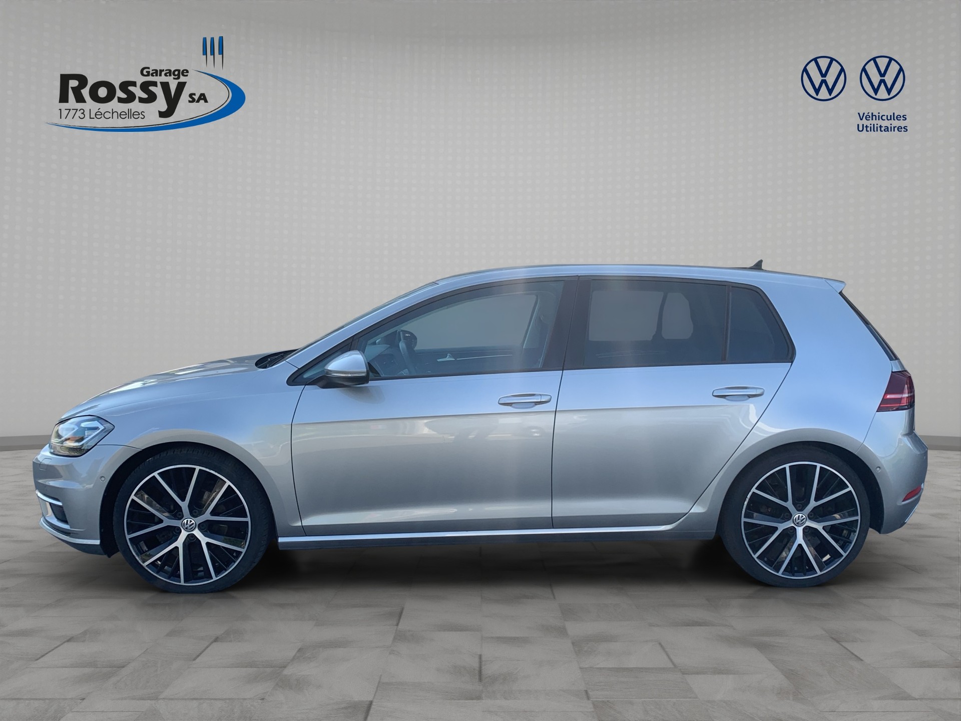 VW Golf 1.4 TSI Highline DSG-showroom-element-2