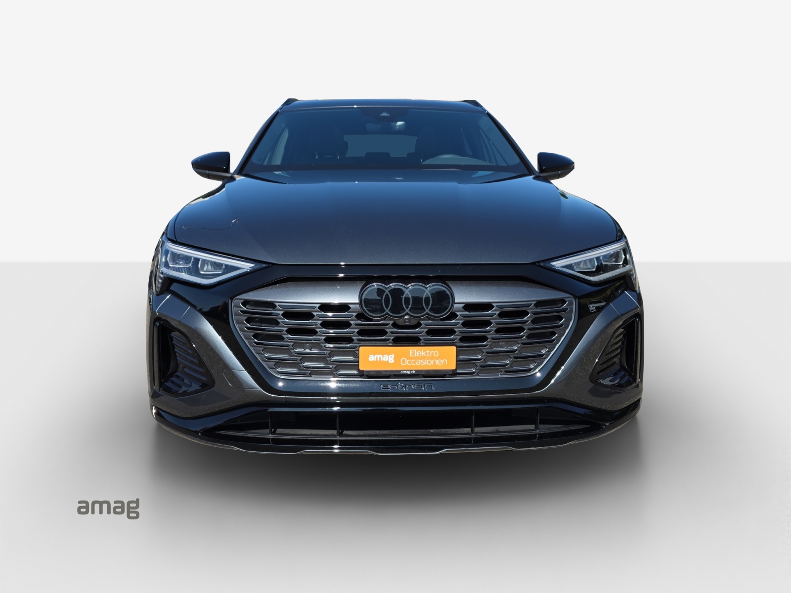 AUDI Q8 Sportback 55 e-tron Black Edition quattro-image-7