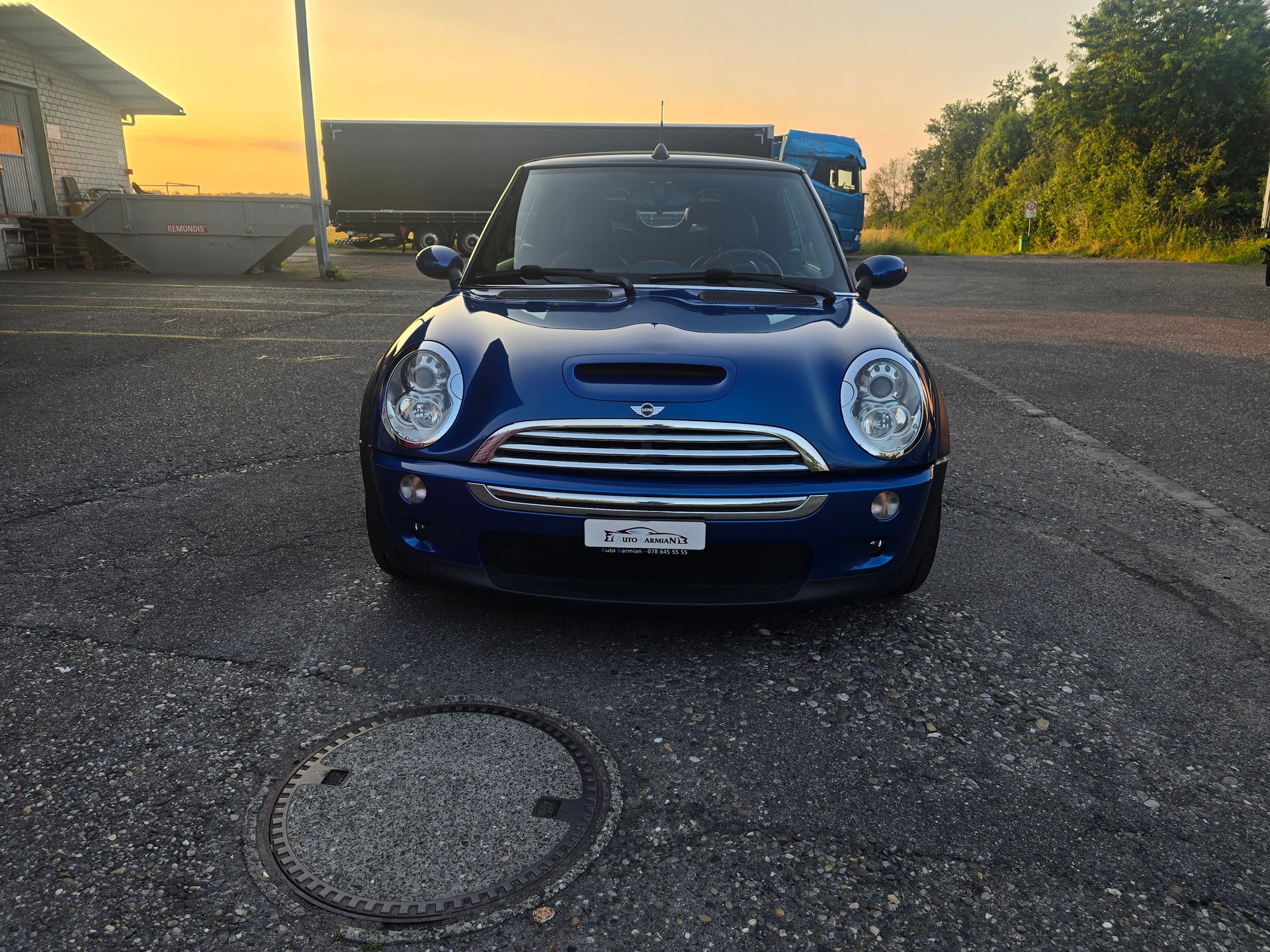 MINI Cooper S Cabriolet-image-0
