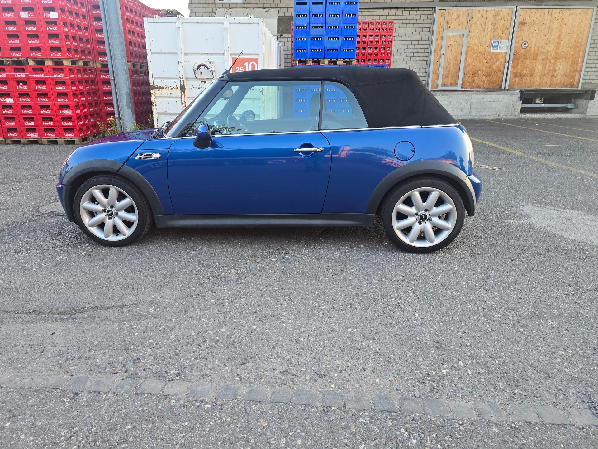 MINI Cooper S Cabriolet-image-6