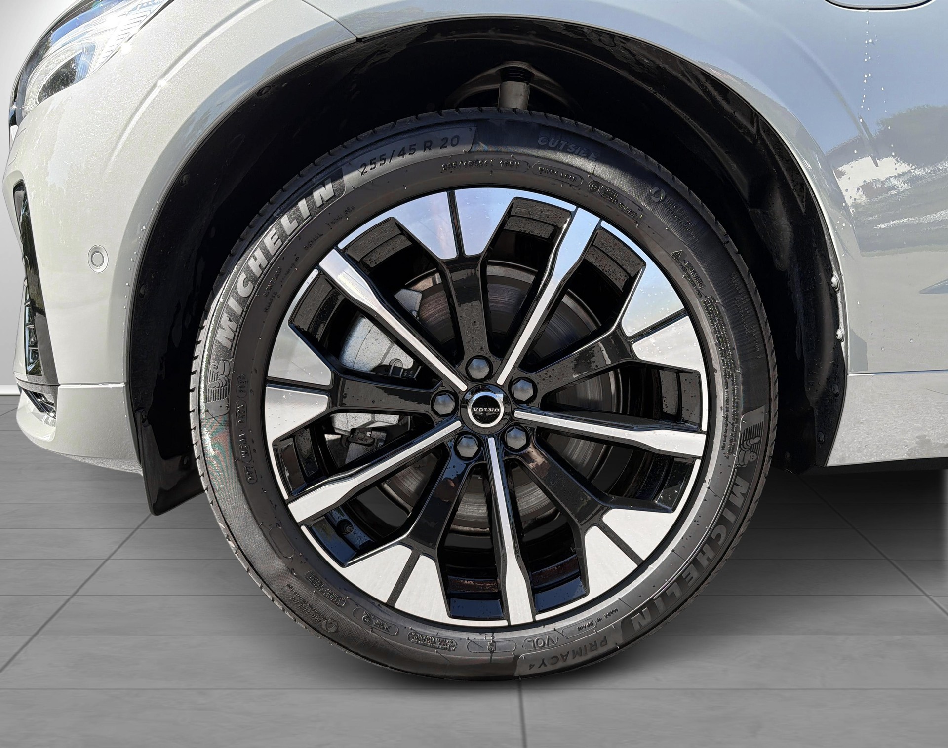 VOLVO XC60 2.0 T6 TE Ultimate Dark e-image-9