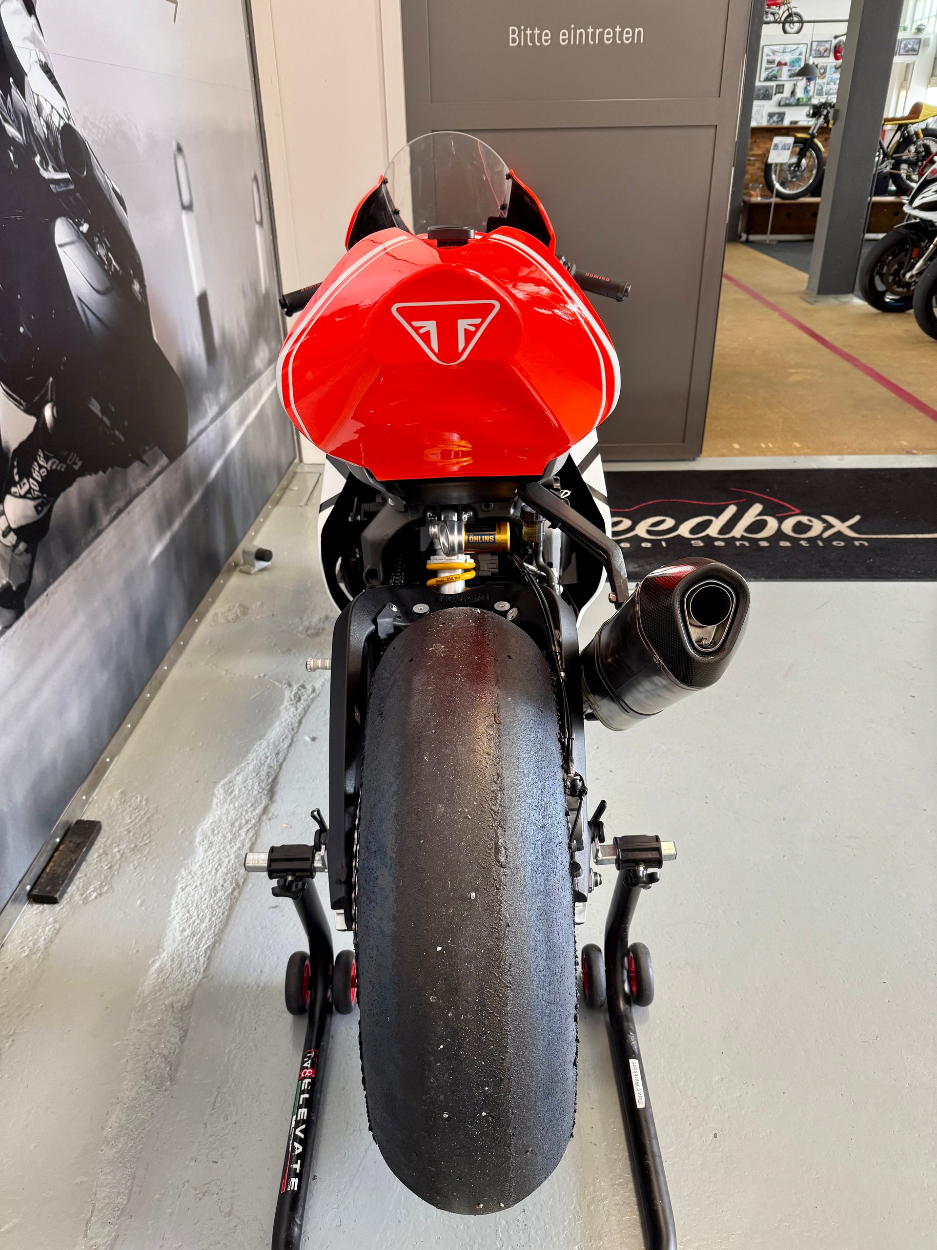 TRIUMPH 765 Racing-image-4