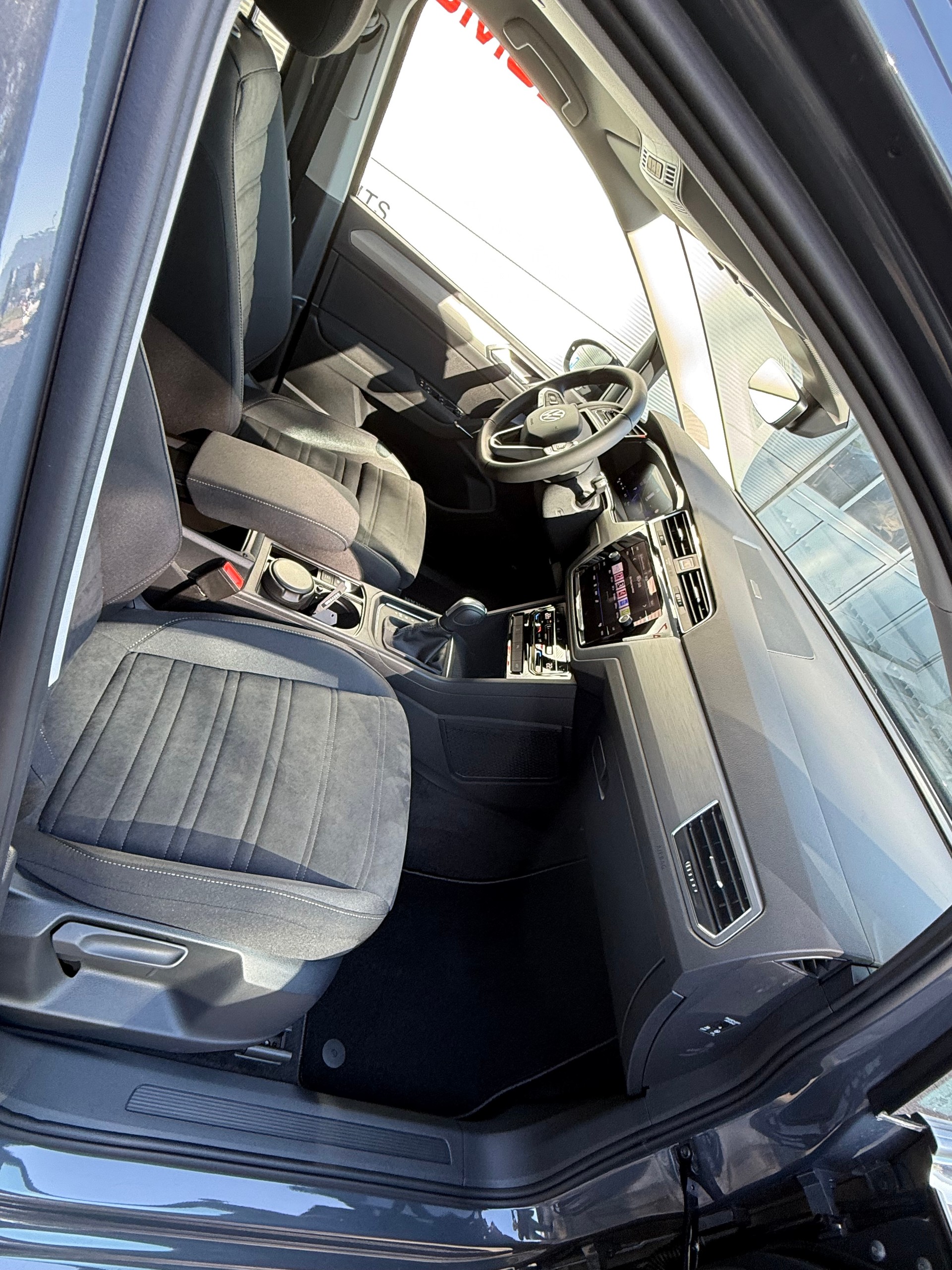 VW Touran 1.5 TSI EVO Comfortline DSG / VENDUE / VERKAUFT-image-10