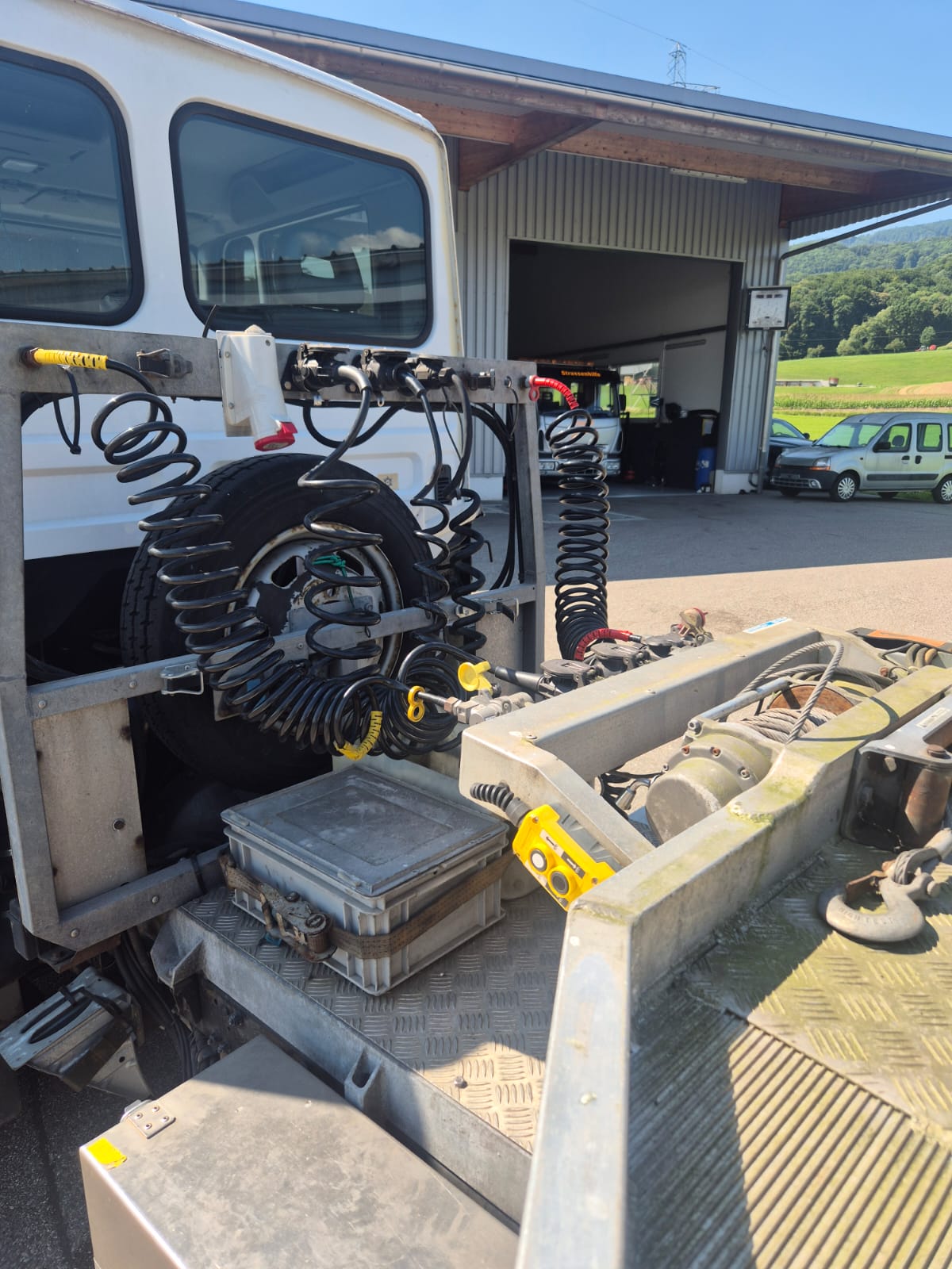 NISSAN Atleon TK 45.13 3.0 Ti-image-3