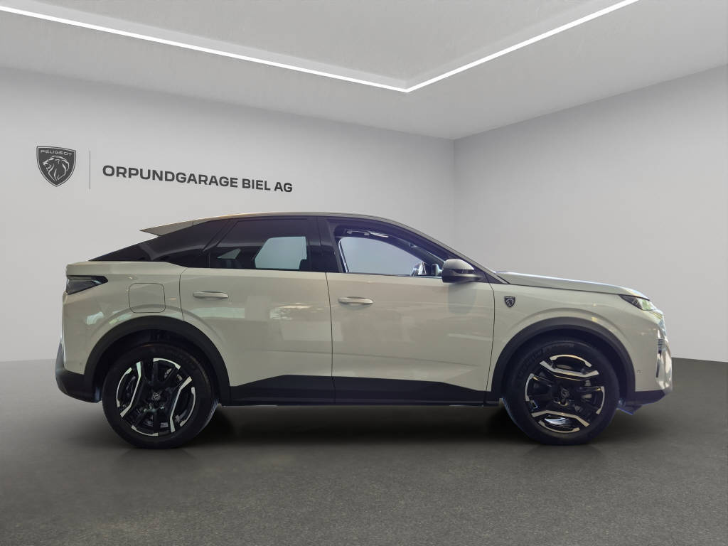 PEUGEOT 3008 1.6 Plug-in Hybrid GT-showroom-element-2