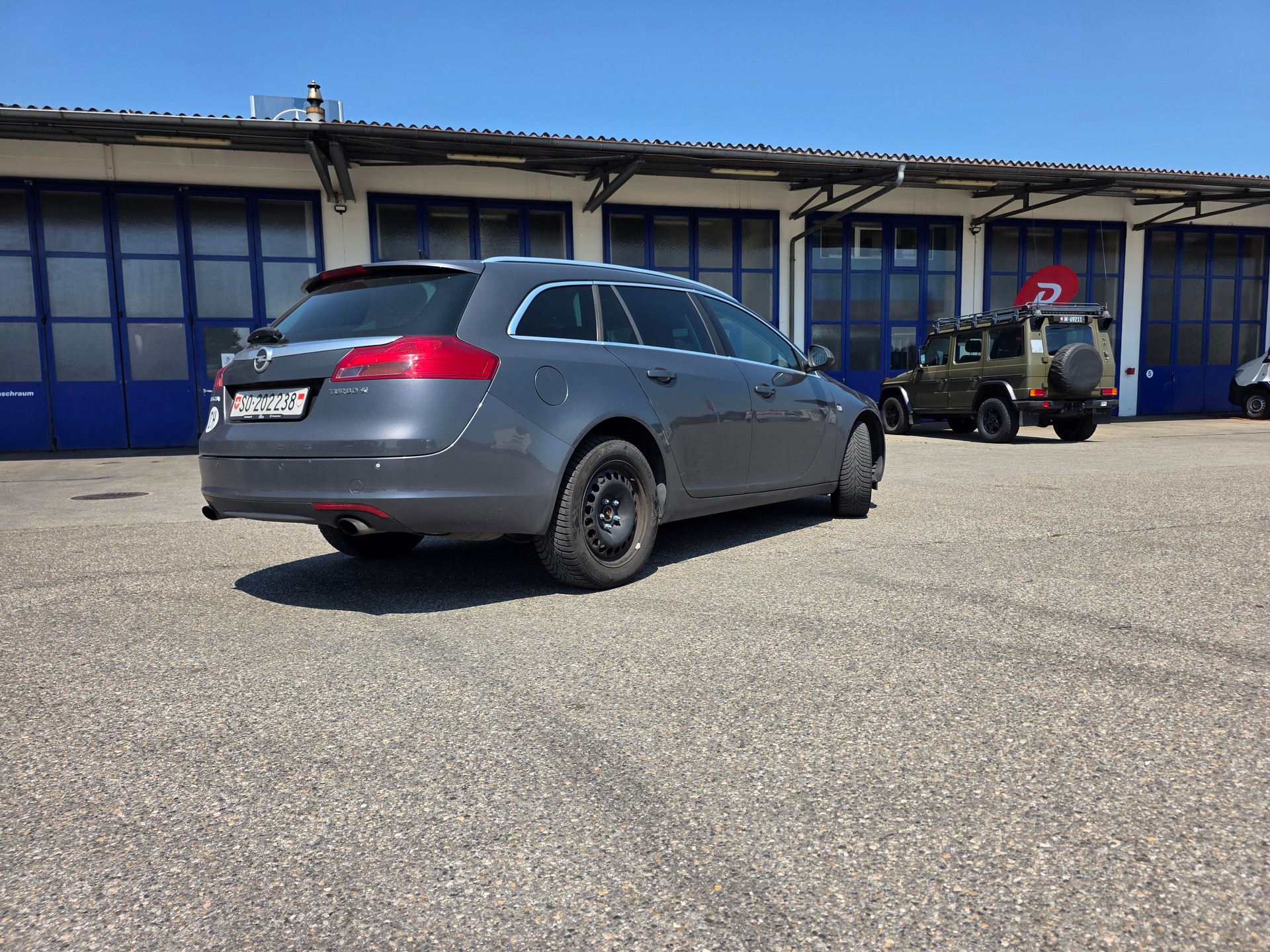 OPEL Insignia Sports Tourer 2.0 Turbo Cosmo 4WD-image-1