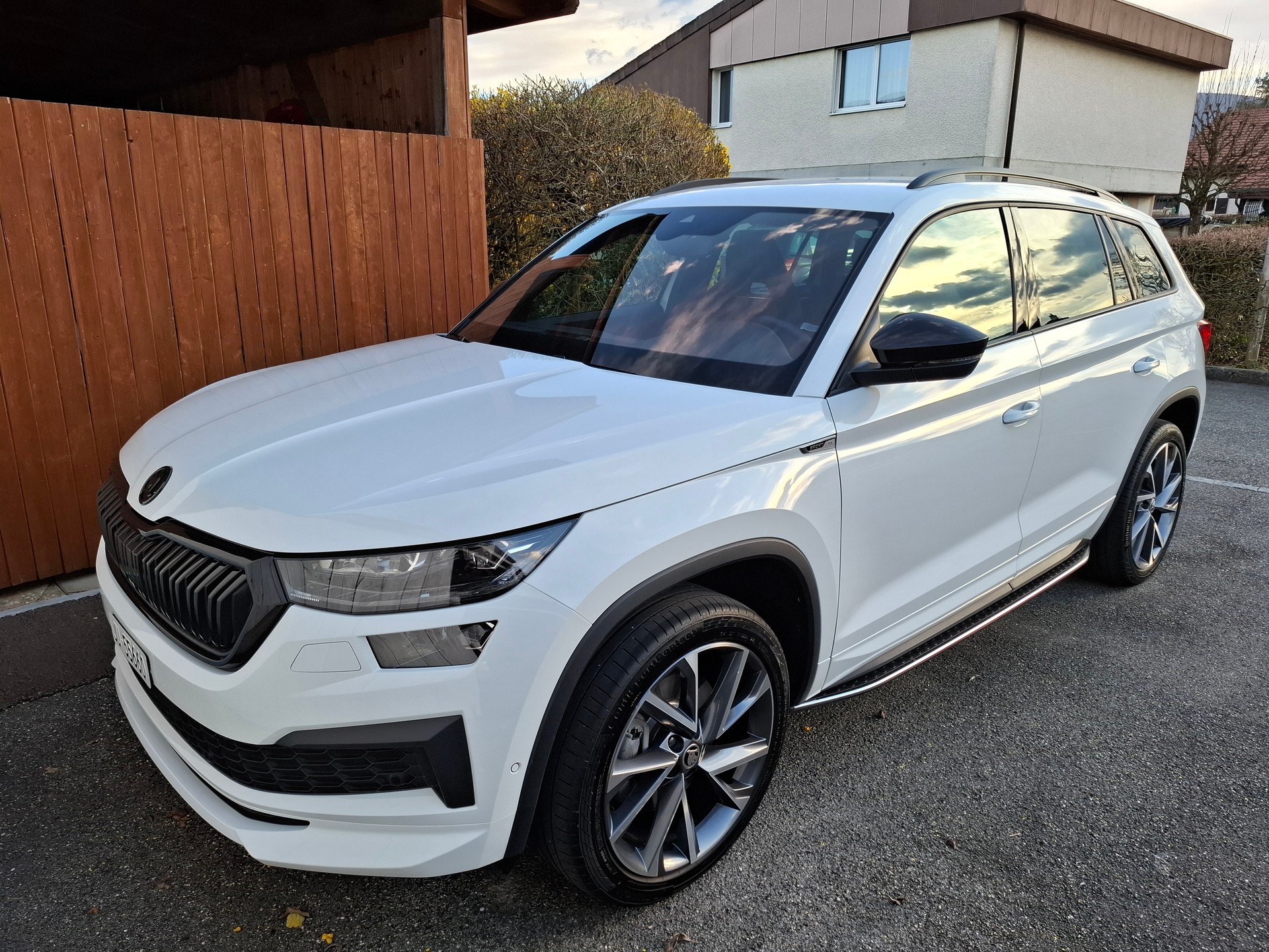 SKODA Kodiaq 2.0 TSI 4x4 SportLine-image-1
