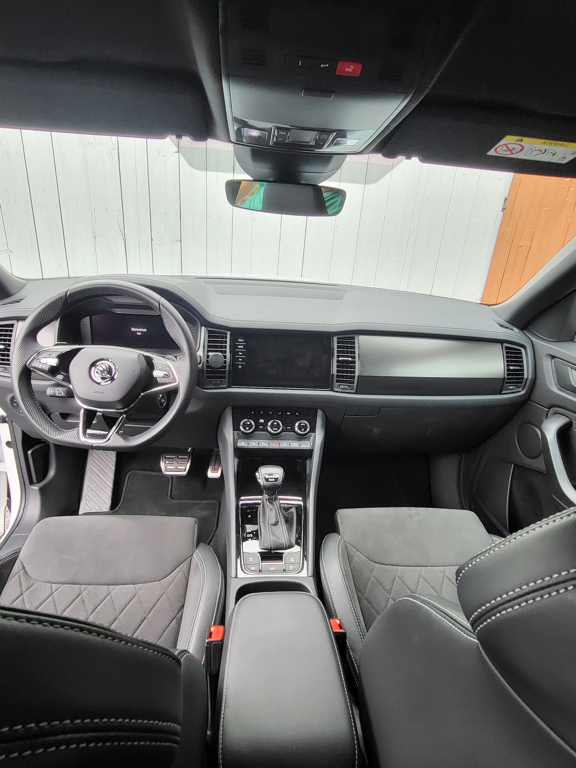 SKODA Kodiaq 2.0 TSI 4x4 SportLine-image-4