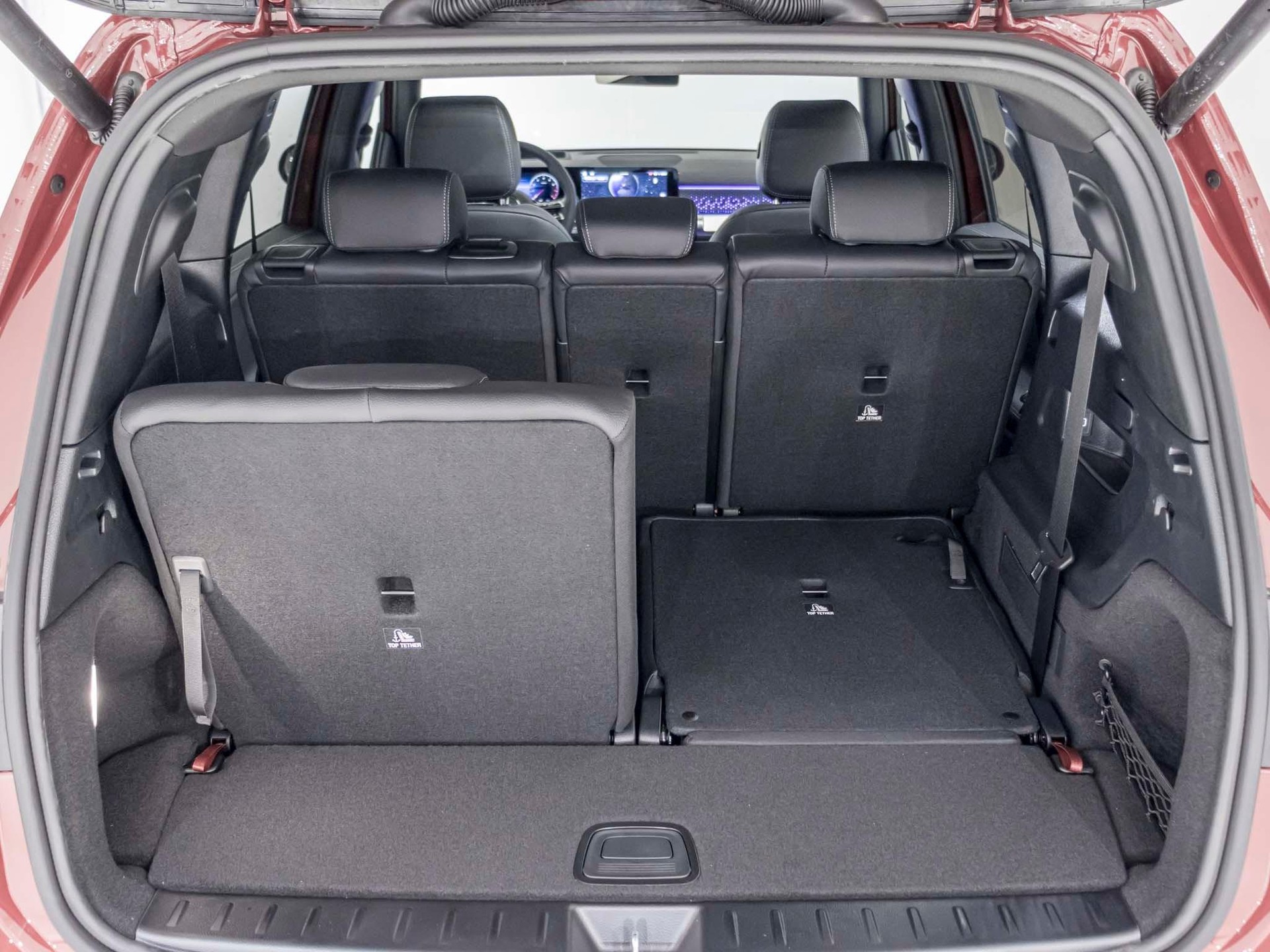 MERCEDES-BENZ GLB 250 4MATIC-image-12