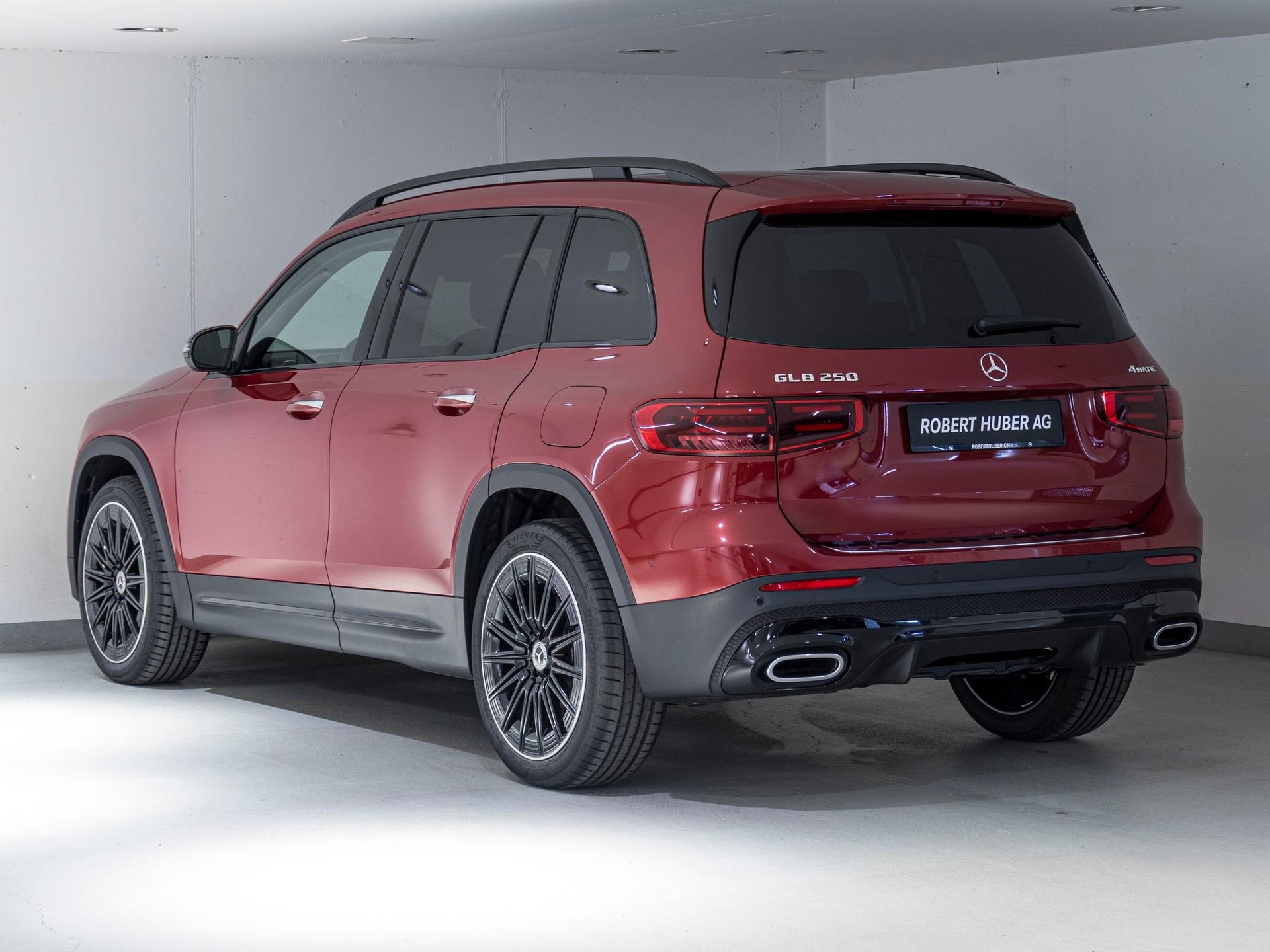 MERCEDES-BENZ GLB 250 4MATIC-image-3