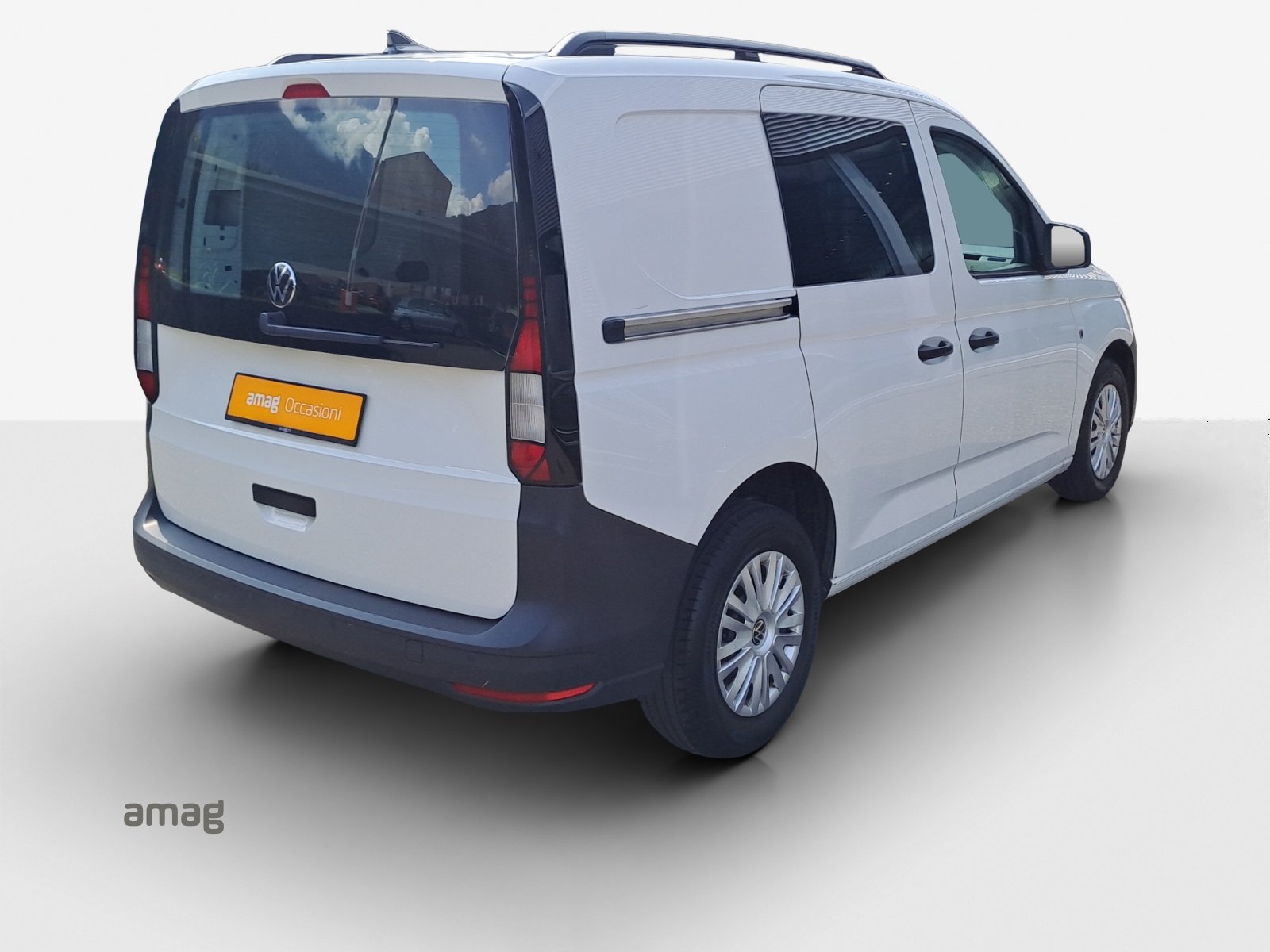 VW Caddy Cargo 2.0TDI-image-4