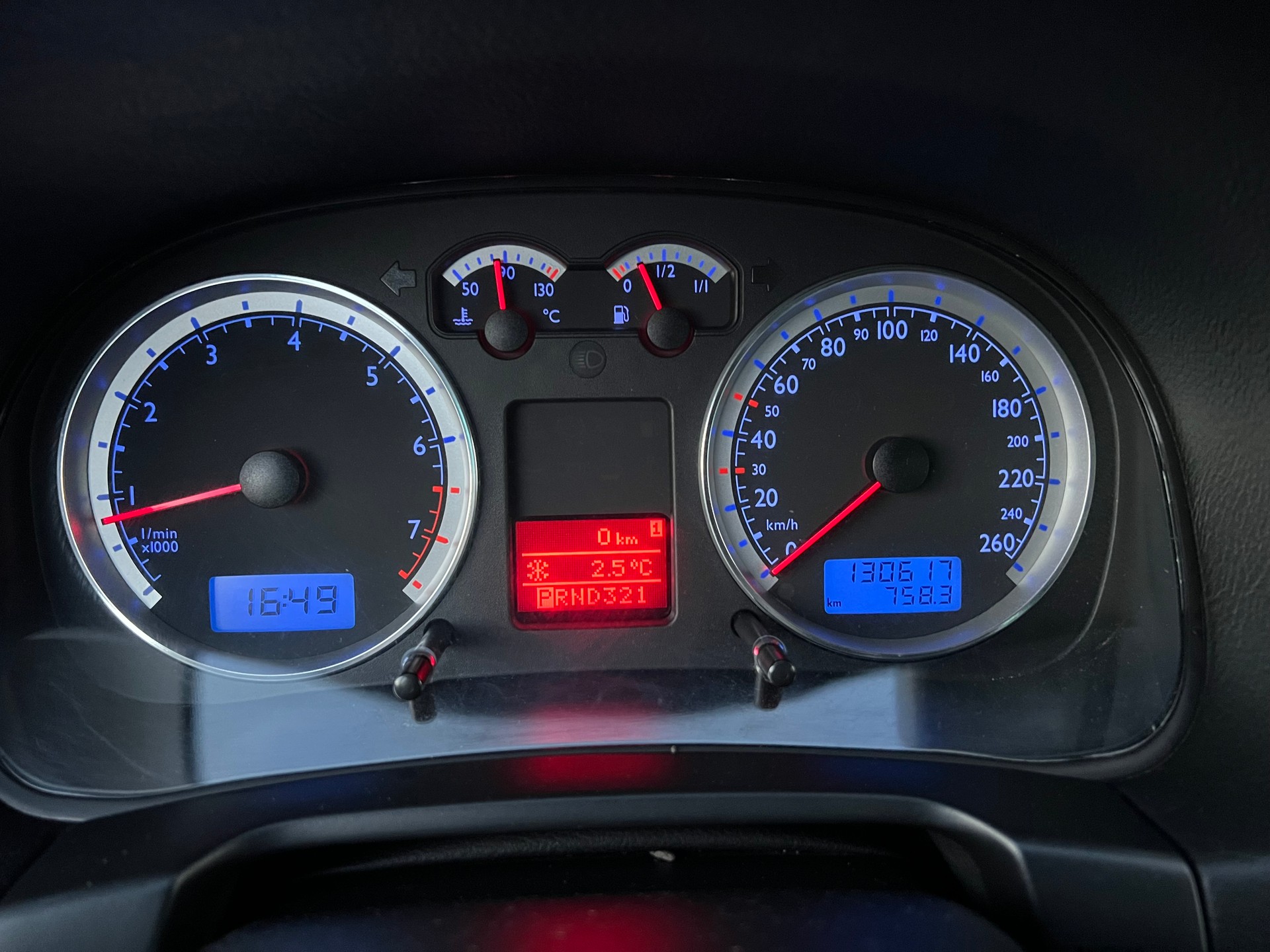 VW Golf Variant 1.6 Ocean Automatic-image-11