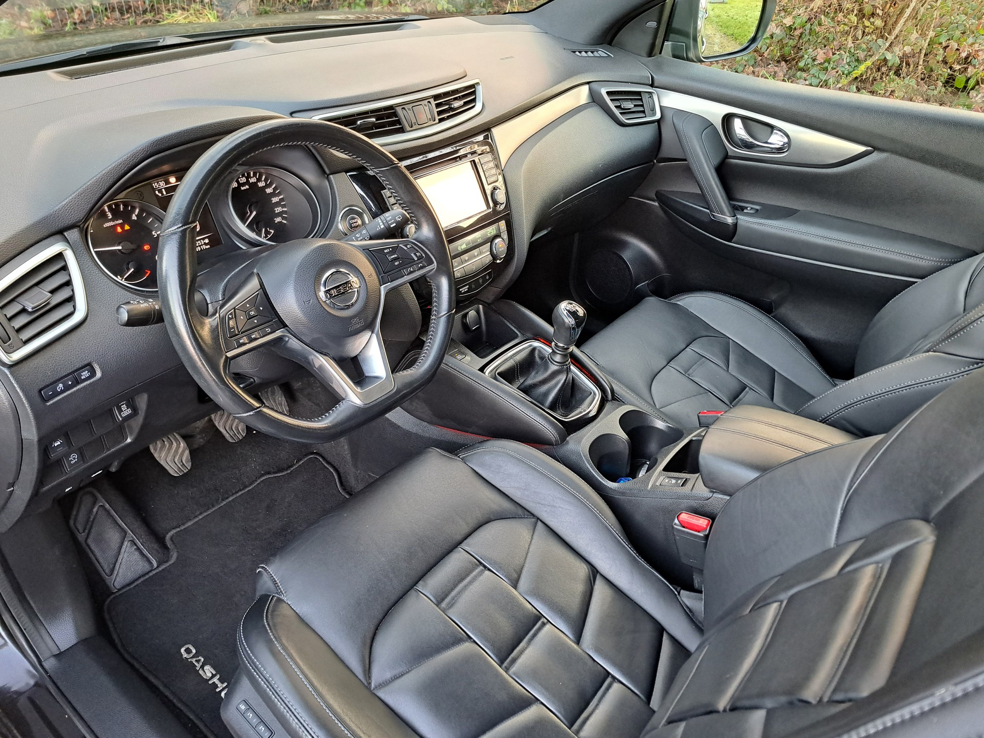 NISSAN Qashqai 1.6 dCi tekna ALL-MODE 4x4-image-10