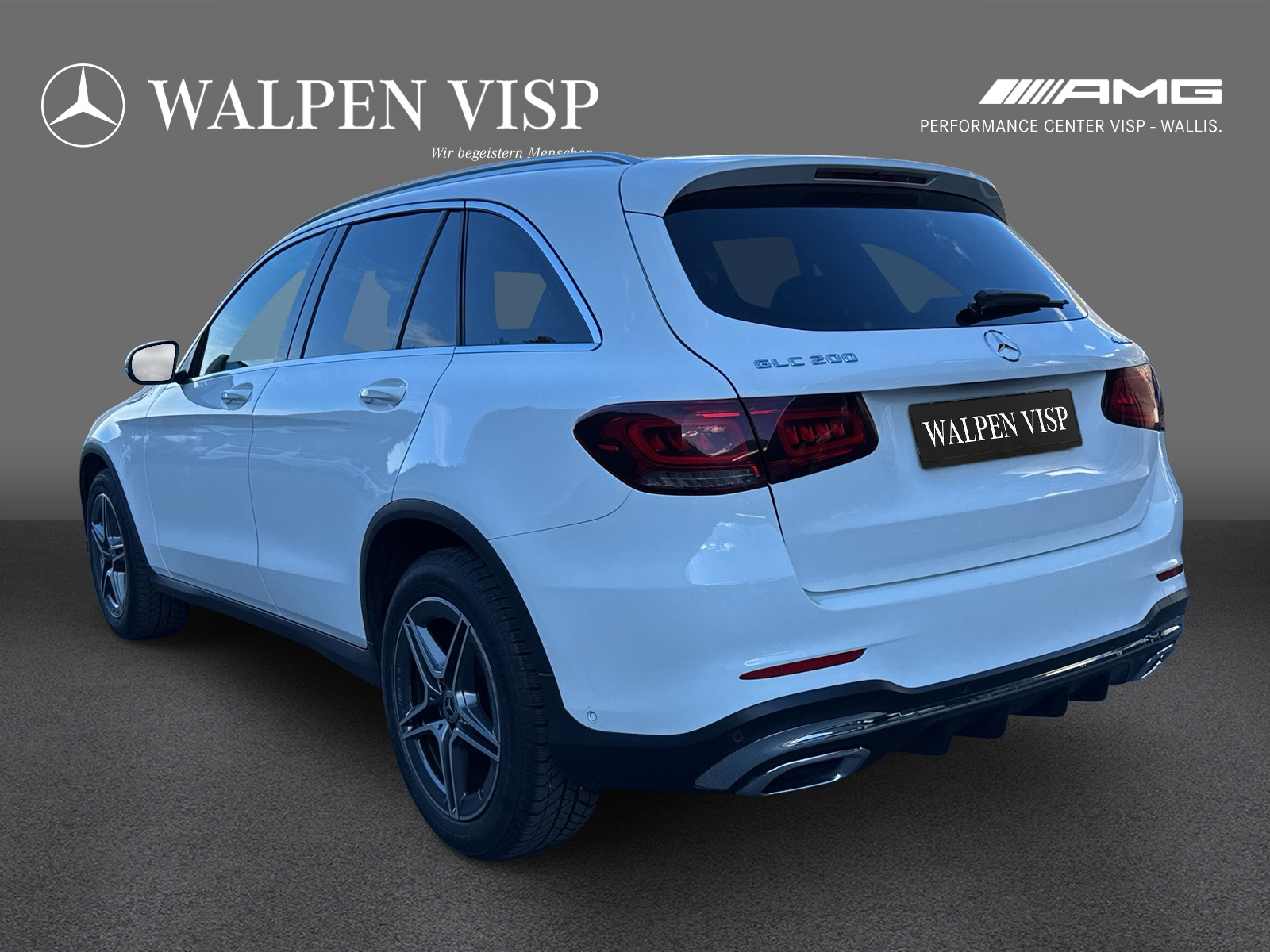 MERCEDES-BENZ GLC 200 AMG Line 4Matic-image-3