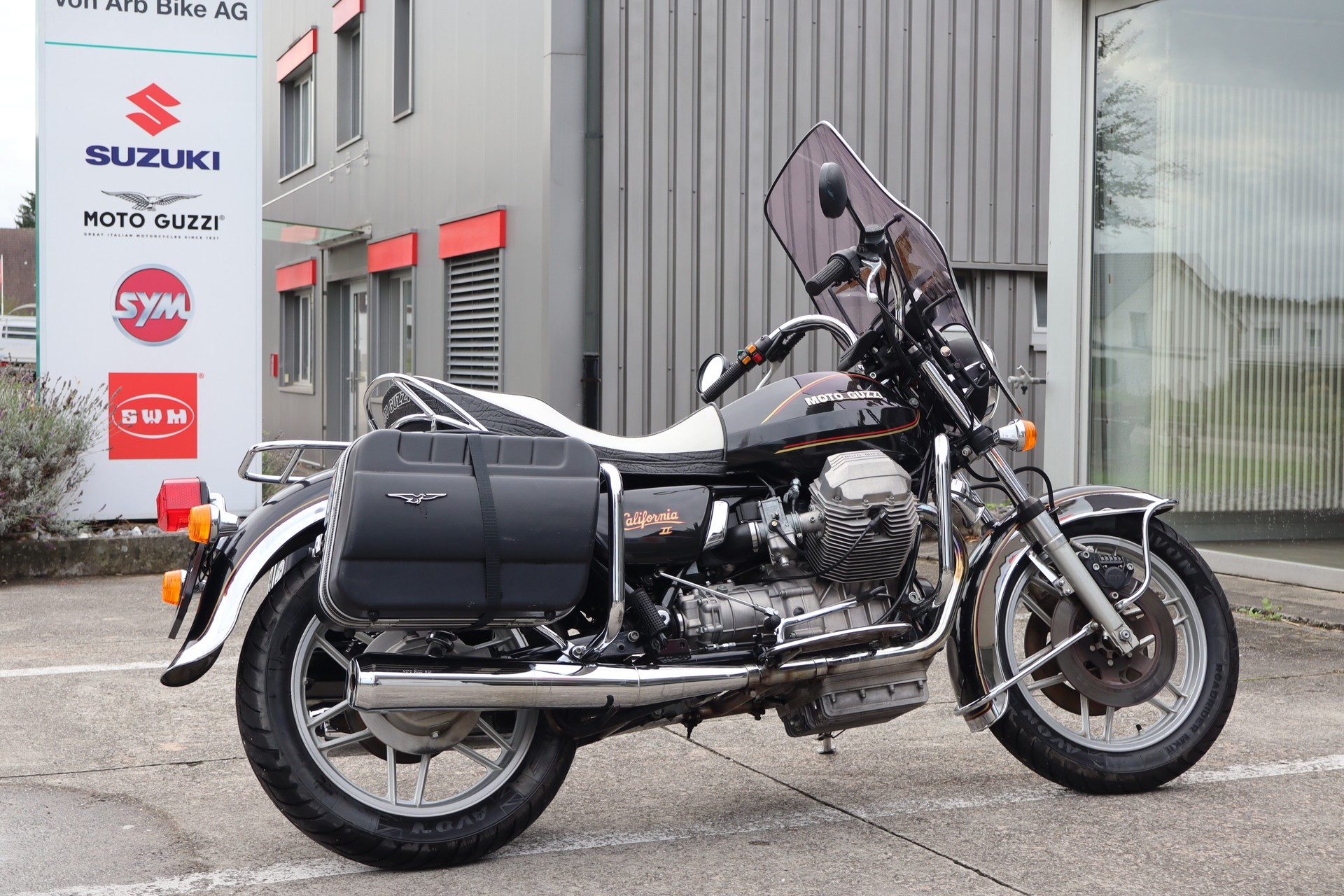 MOTO GUZZI California II-showroom-element-2