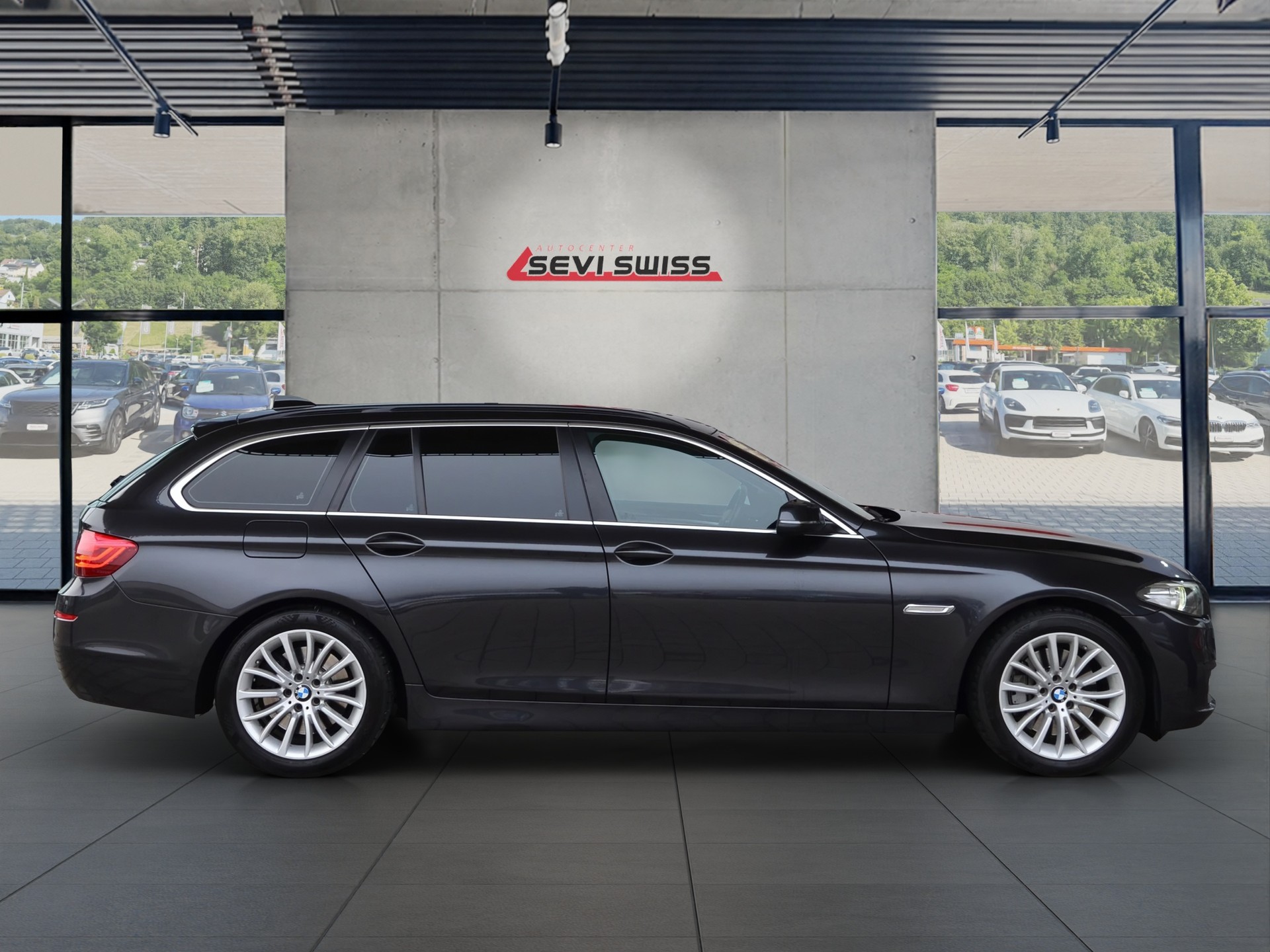 BMW 530d Touring xDrive Steptronic-image-1