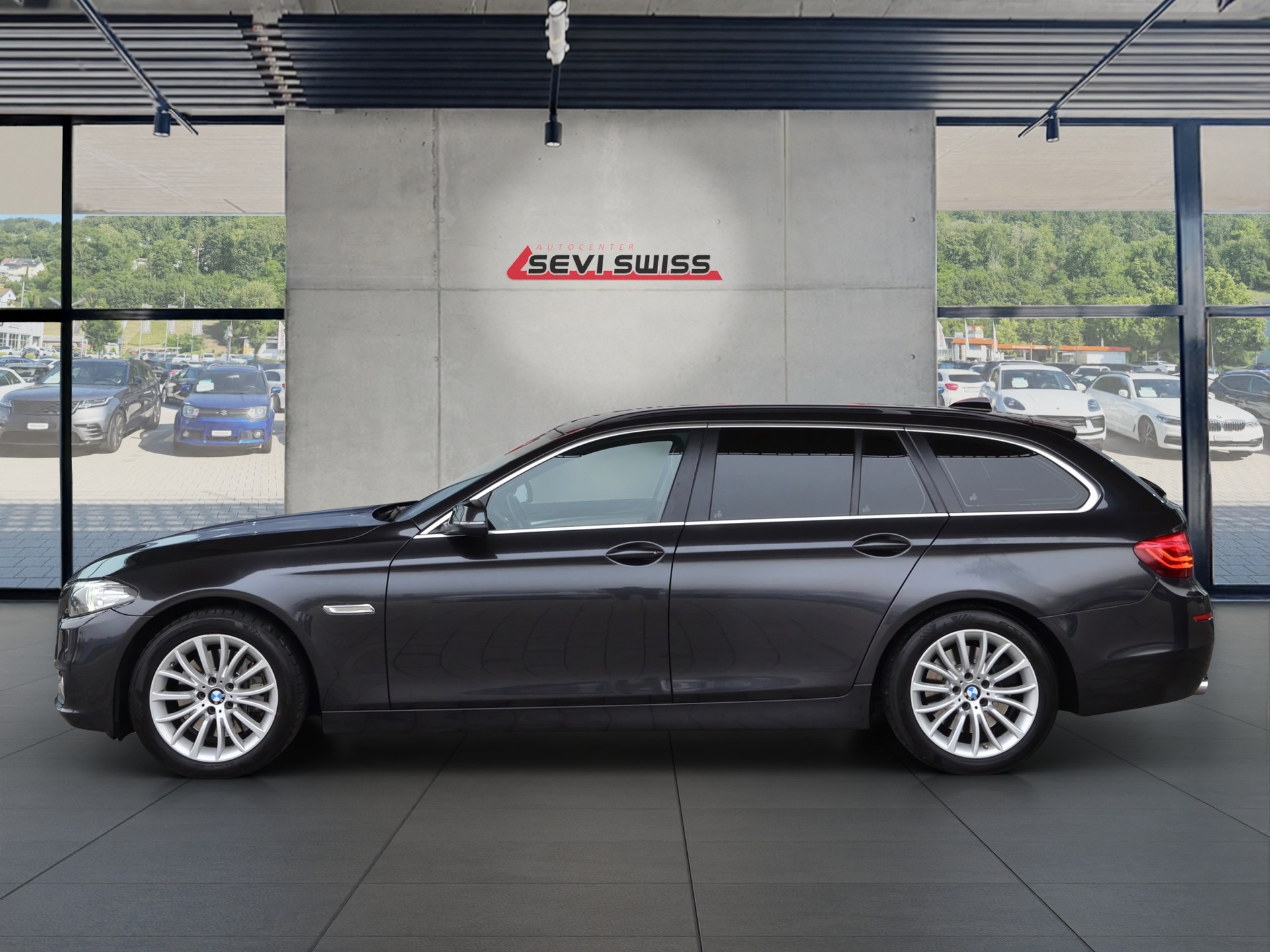 BMW 530d Touring xDrive Steptronic-image-4