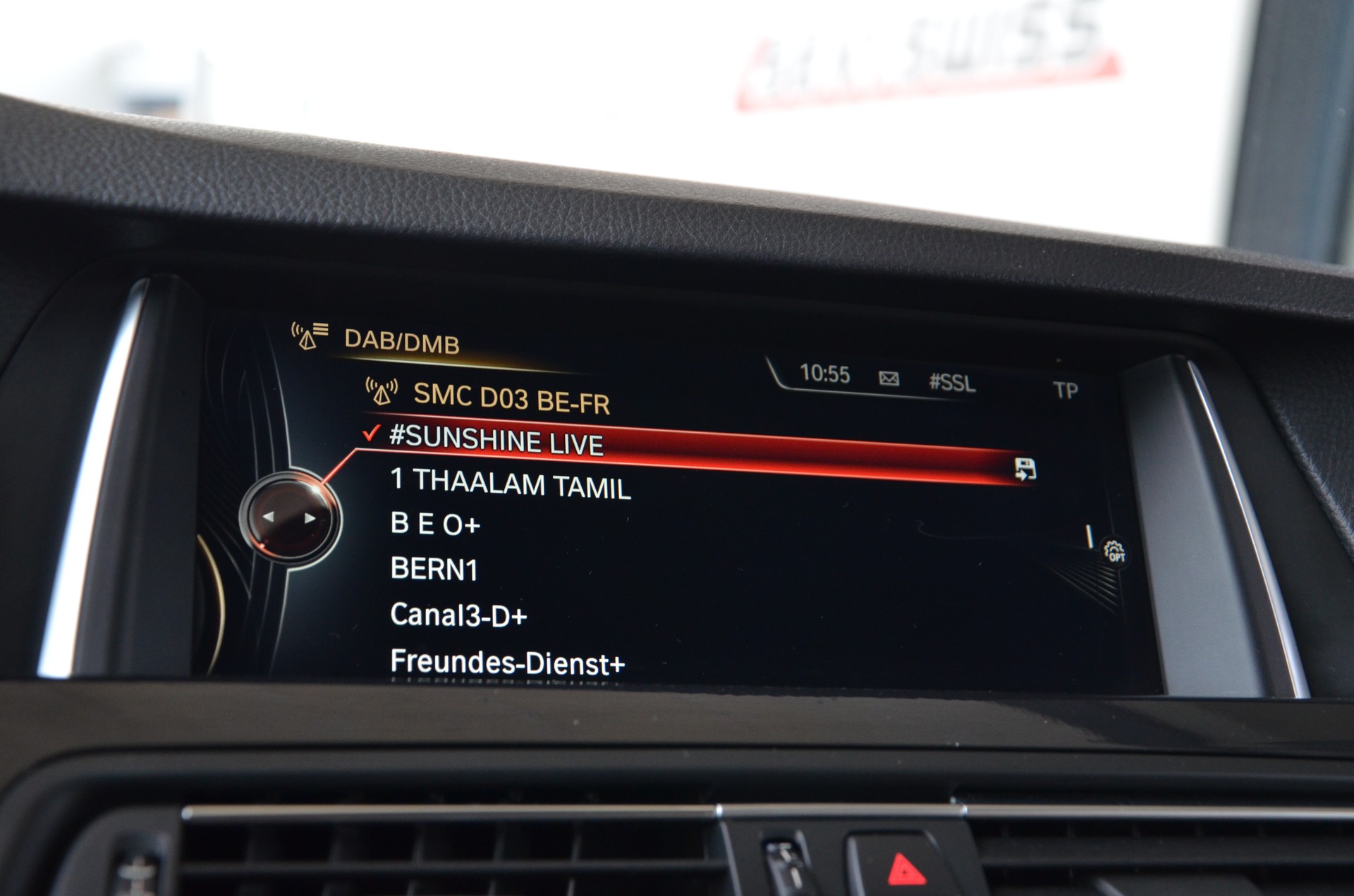 BMW 530d Touring xDrive Steptronic-image-13