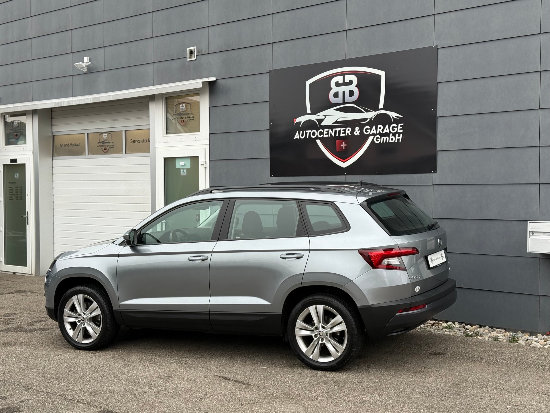 SKODA Karoq 2.0 TDI CR Style 4x4 DSG ** MFK 28.01.2026**-image-5