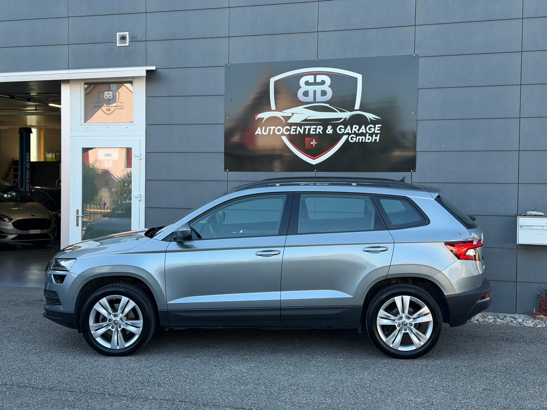 SKODA Karoq 2.0 TDI CR Style 4x4 DSG ** MFK 28.01.2026**-image-3