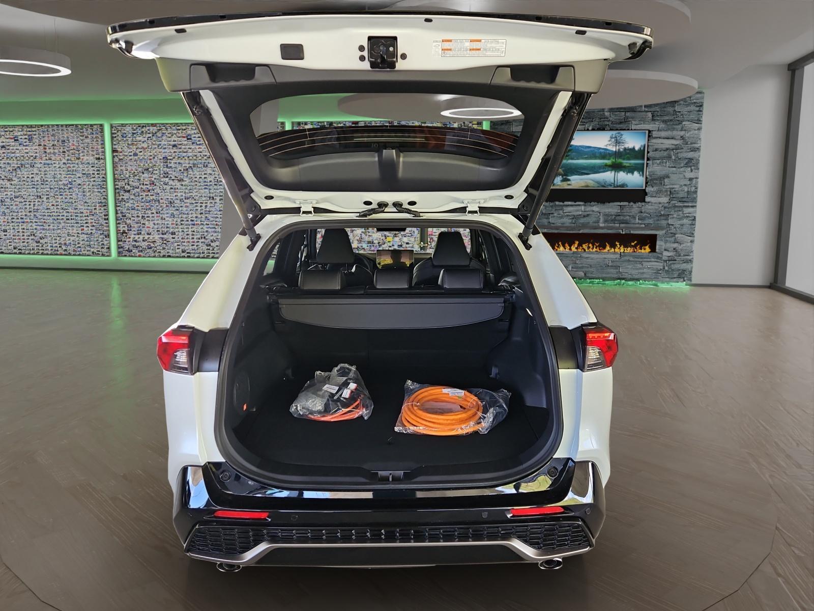 TOYOTA RAV4 2.5 Plug-In-Hybrid GR Sport-image-17