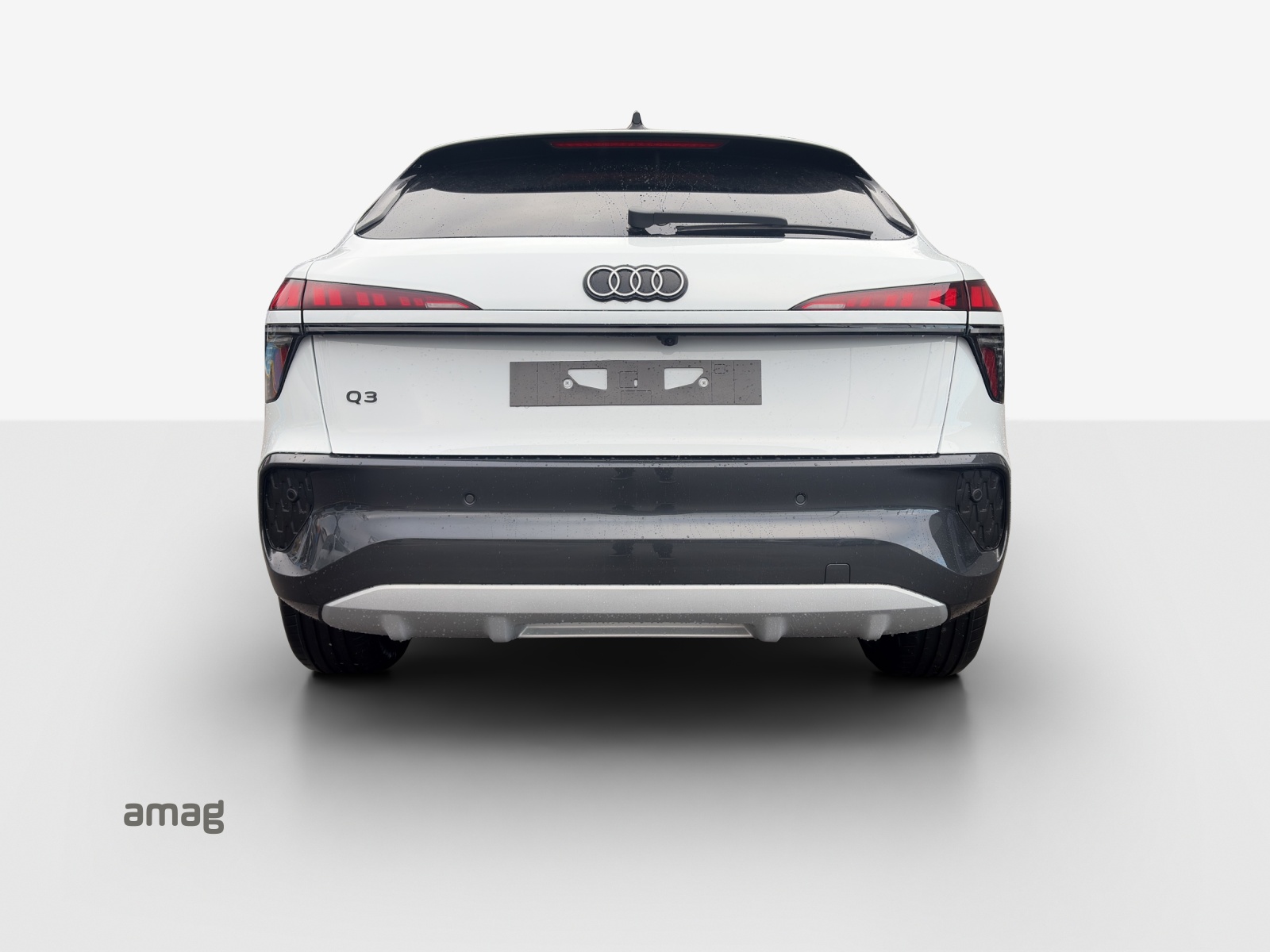 AUDI Q3 Sportback 110 kW TFSI S tronic-showroom-element-3