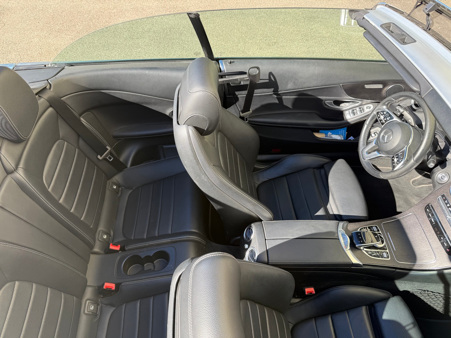 MERCEDES-BENZ C 180 Cabriolet-image-5