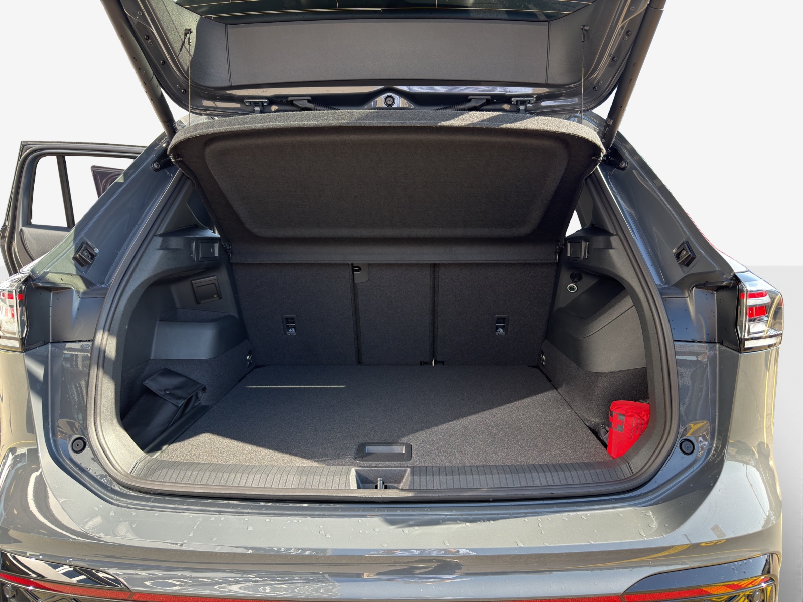 VW Tiguan 2.0 TSI DSG R-Line United 4Motion-image-12