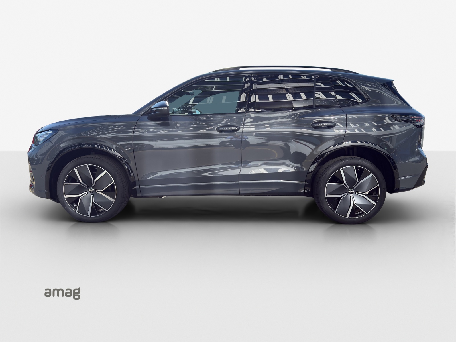 VW Tiguan 2.0 TSI DSG R-Line United 4Motion-image-1