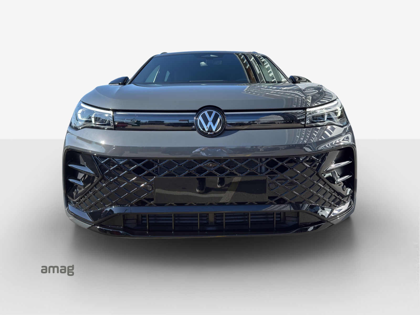 VW Tiguan 2.0 TSI DSG R-Line United 4Motion-image-6