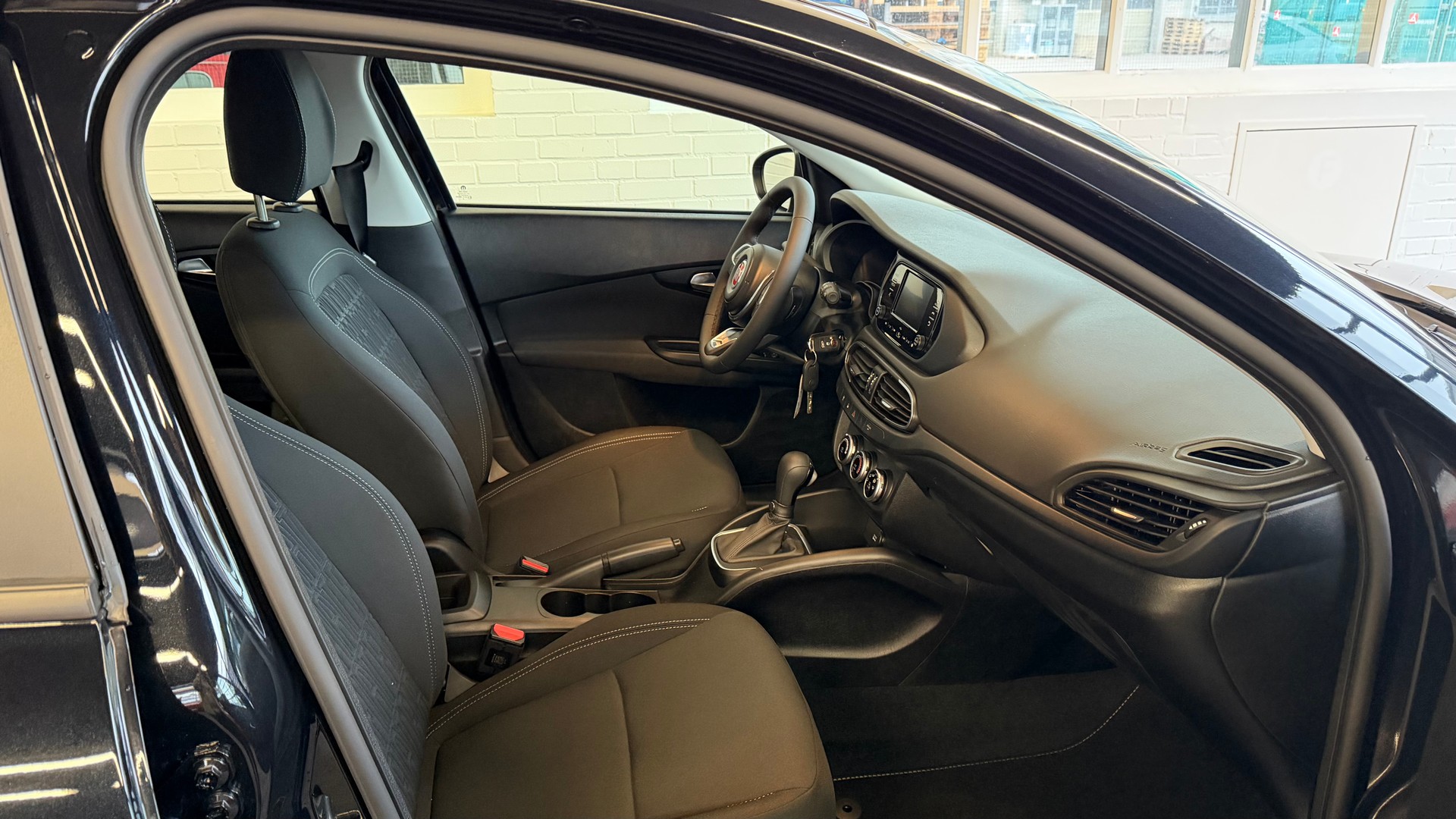 FIAT Tipo Hybrid 1.5 130 PS Cult * AUTOMAT * PDC HINTEN*-image-8