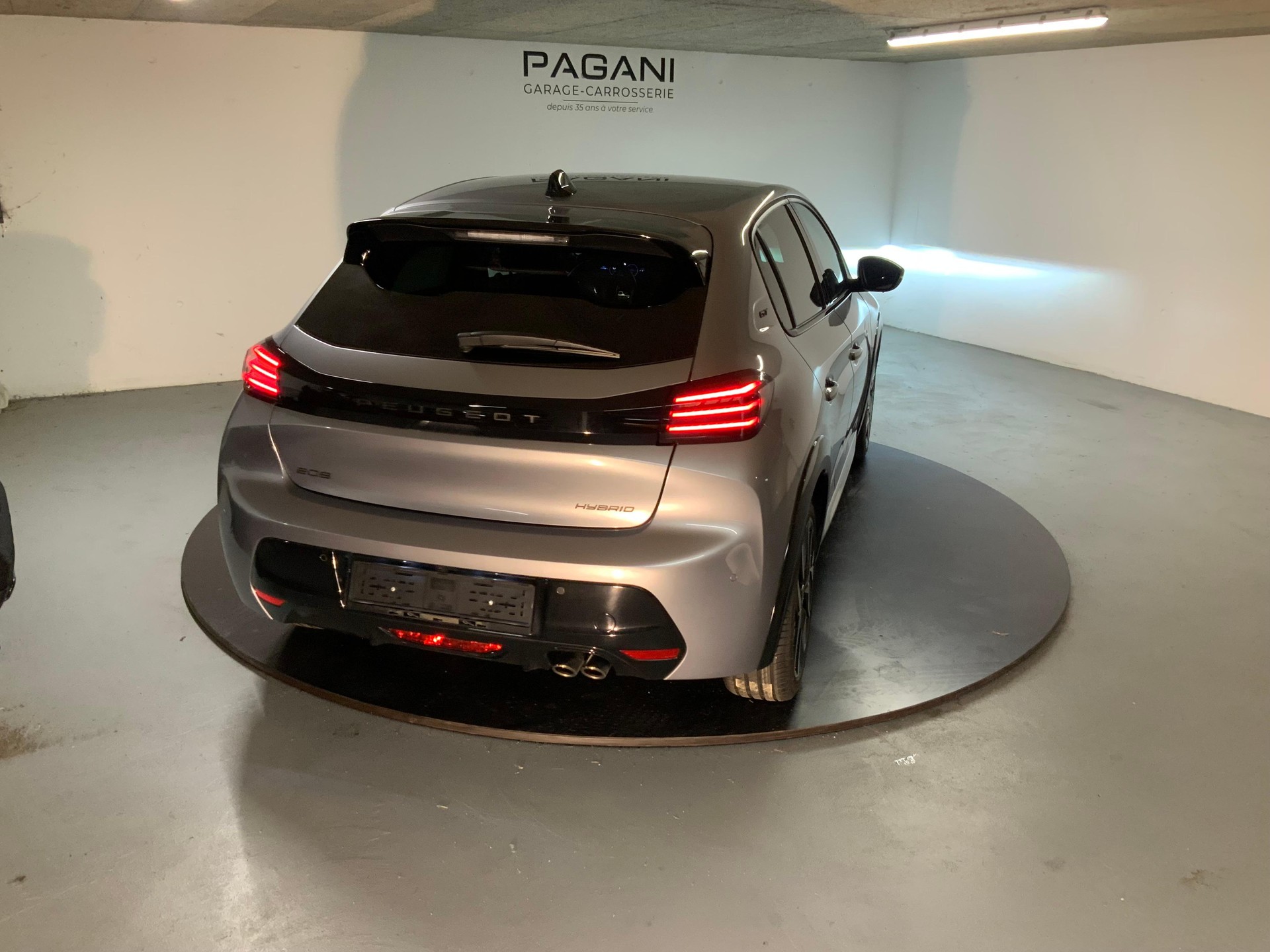 PEUGEOT 208 1.2 Hybrid 145 GT-image-6