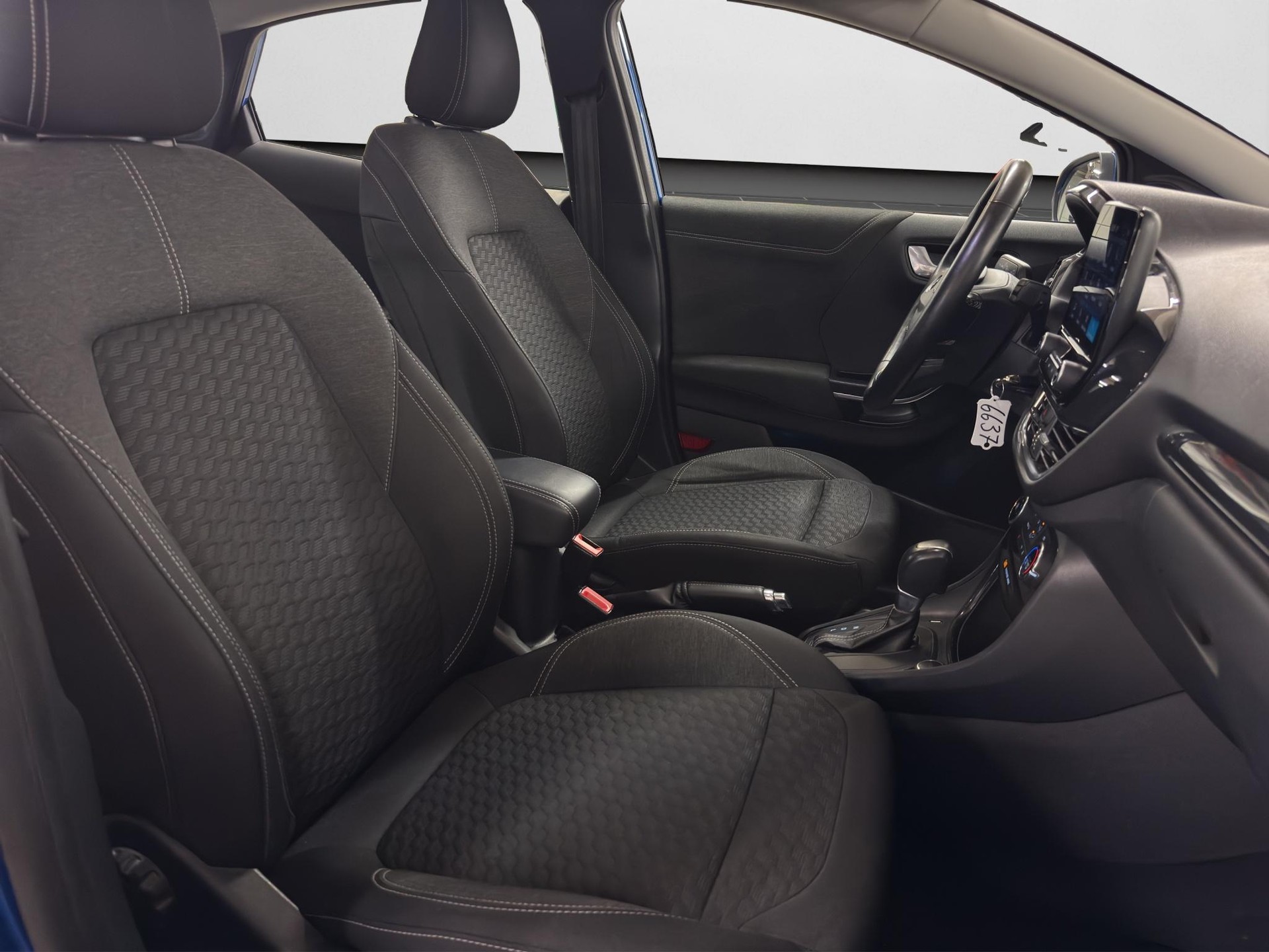 FORD Puma 1.0 EcoB Hybrid 125 Titanium-image-8