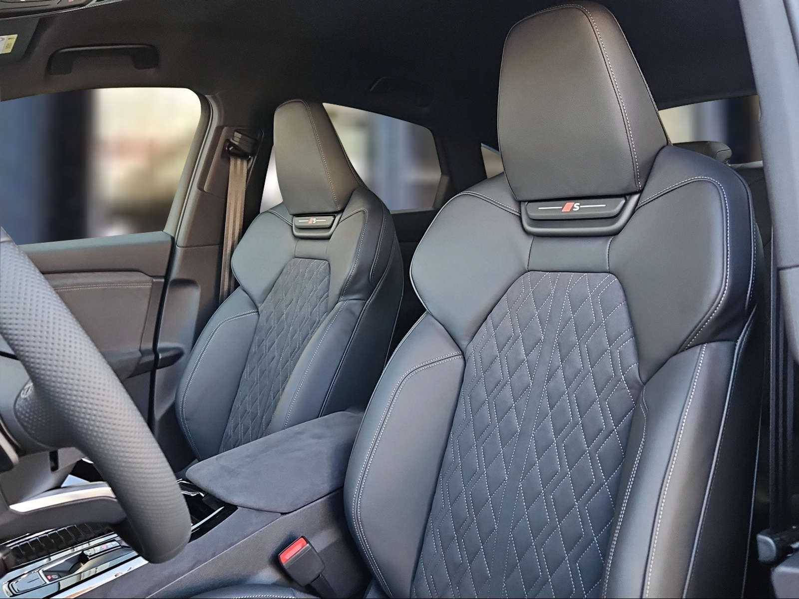 AUDI Q6 Sportback e-tron quattro Daytonagrau Perleffekt-image-7