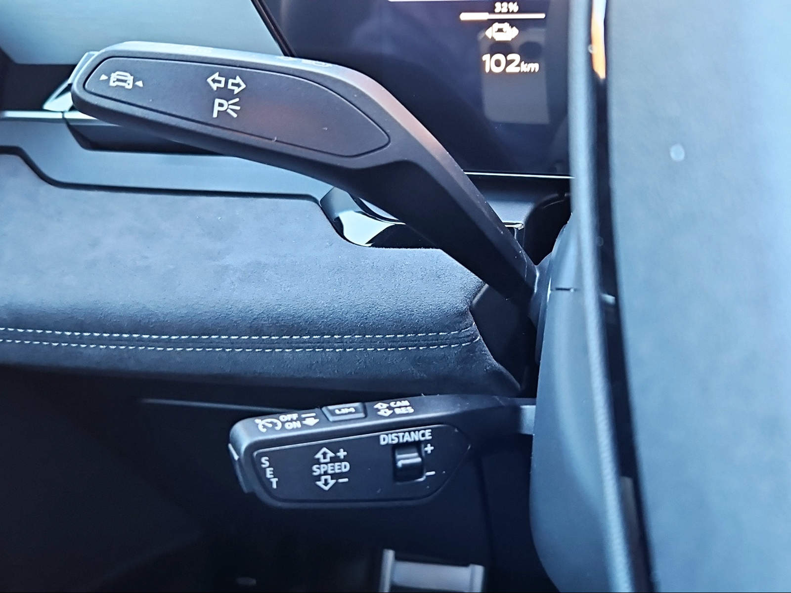 AUDI Q6 Sportback e-tron quattro Daytonagrau Perleffekt-image-16