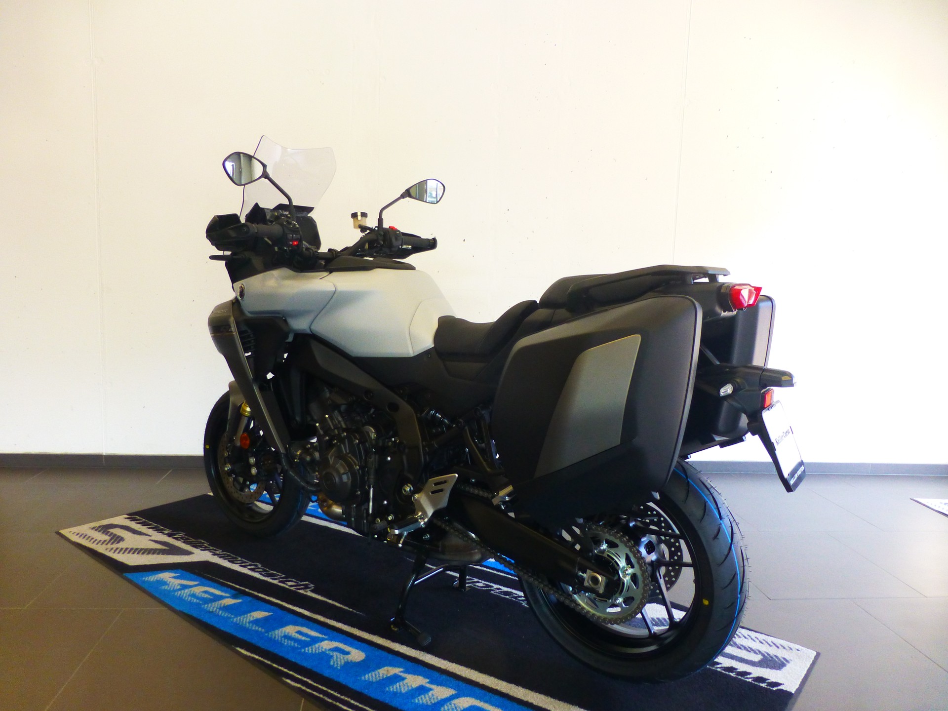 YAMAHA Tracer 9 GT-showroom-element-3