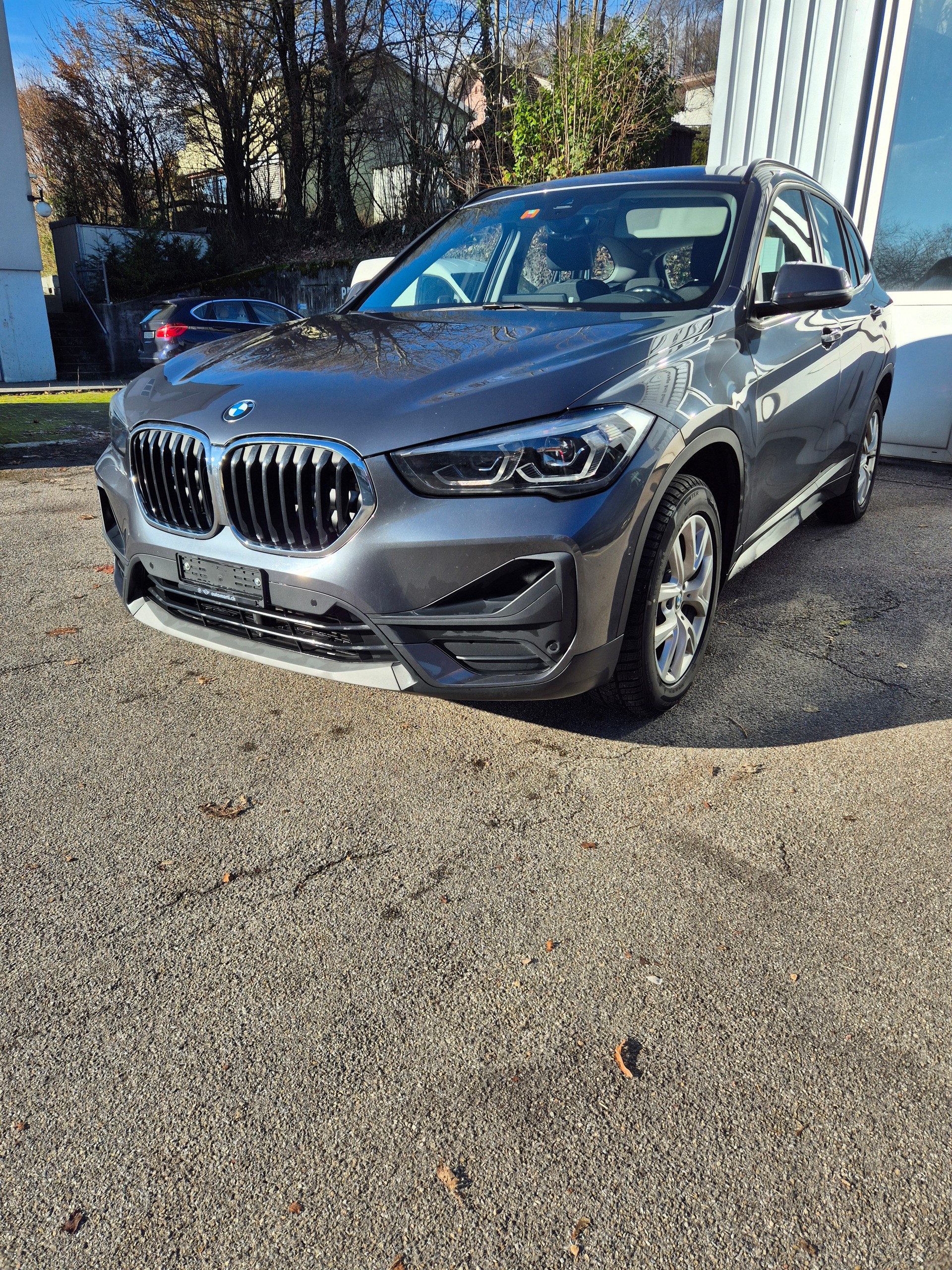 BMW X1 18d xDrive-image-2