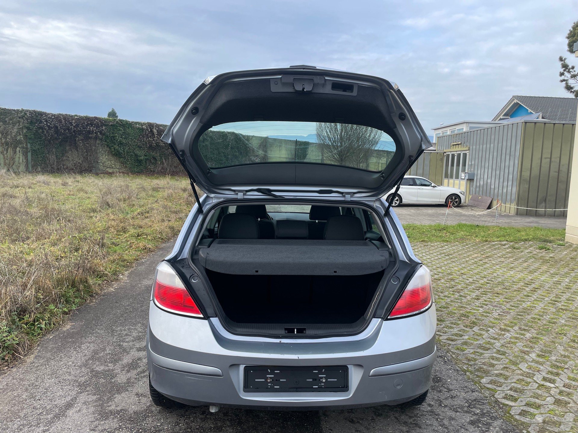 OPEL Astra 1.8i 16V Enjoy-image-9
