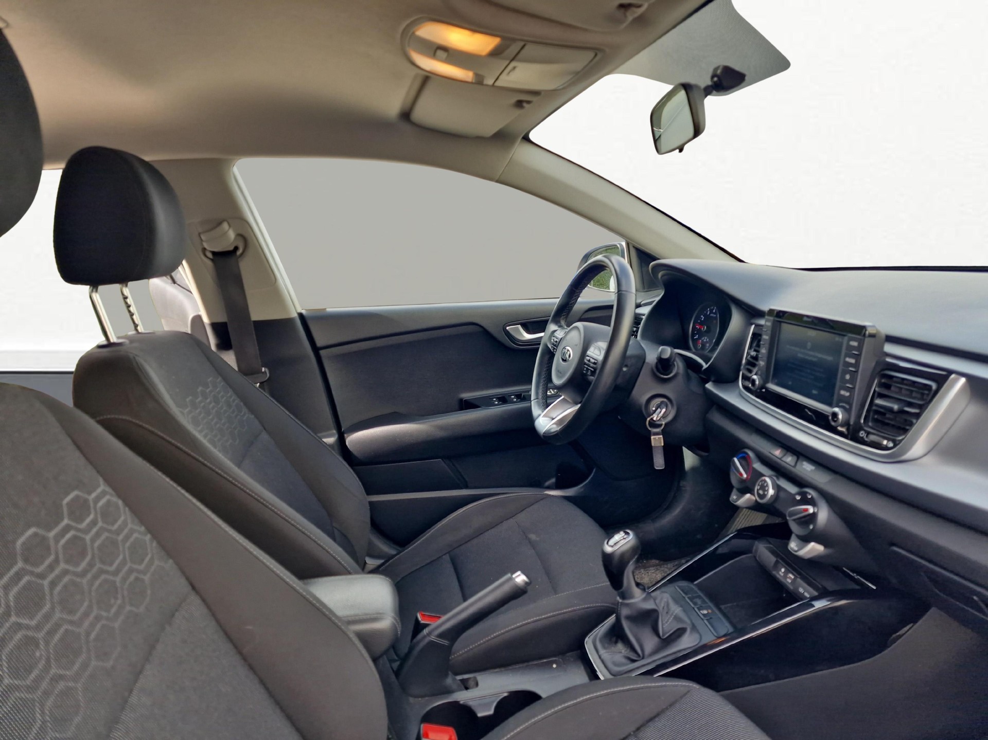 KIA Rio 1.0 T-GDi Trend-image-10