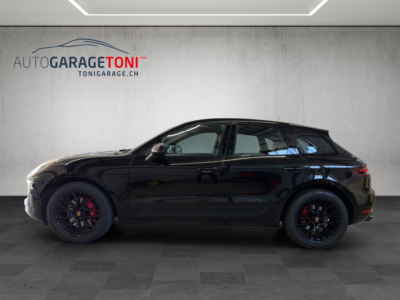 PORSCHE Macan GTS PDK-image-3