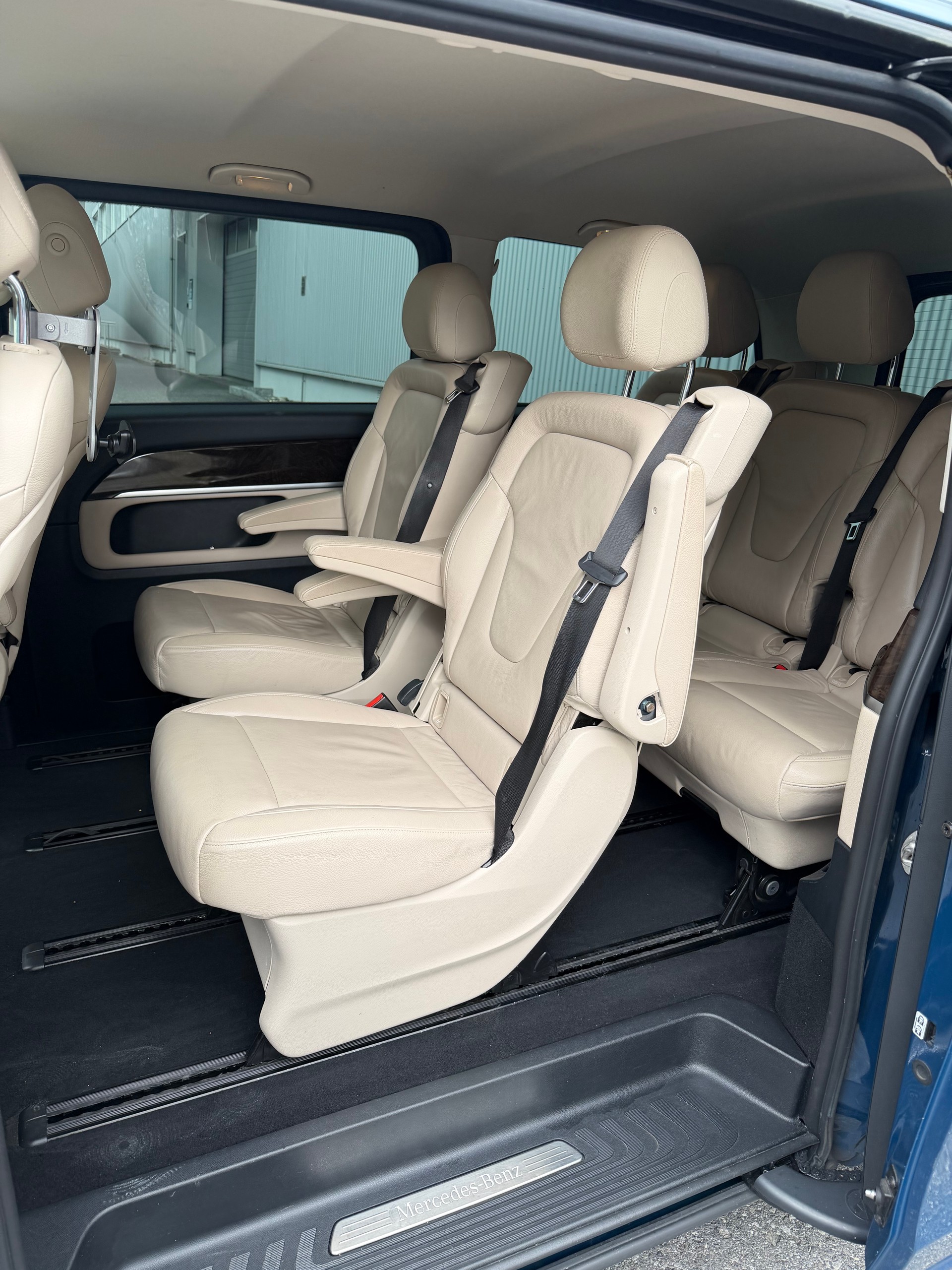 MERCEDES-BENZ V 200 d Avantgarde lang 7G-Tronic-image-6