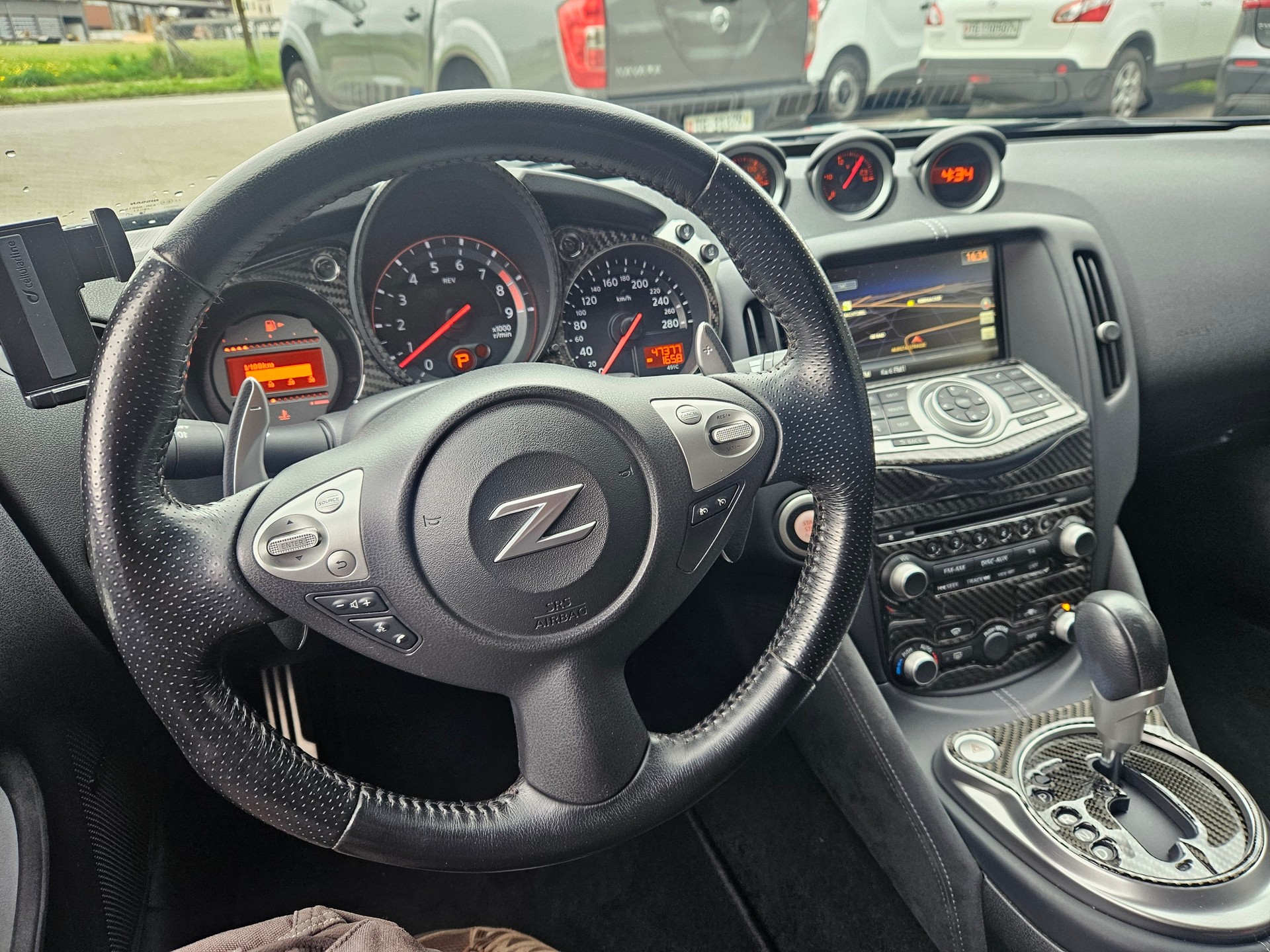 NISSAN 370 Z Roadster Pack Automatic-image-7