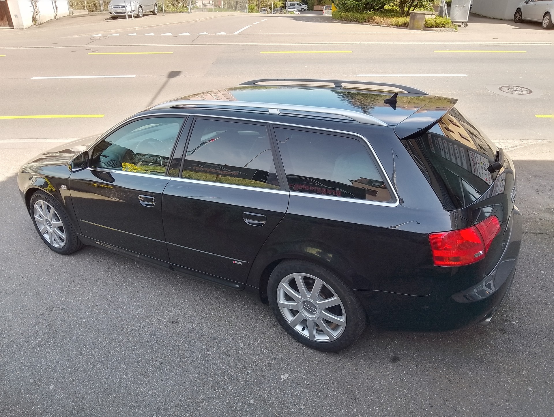 AUDI A4 Avant 3.2 FSI quattro-image-11