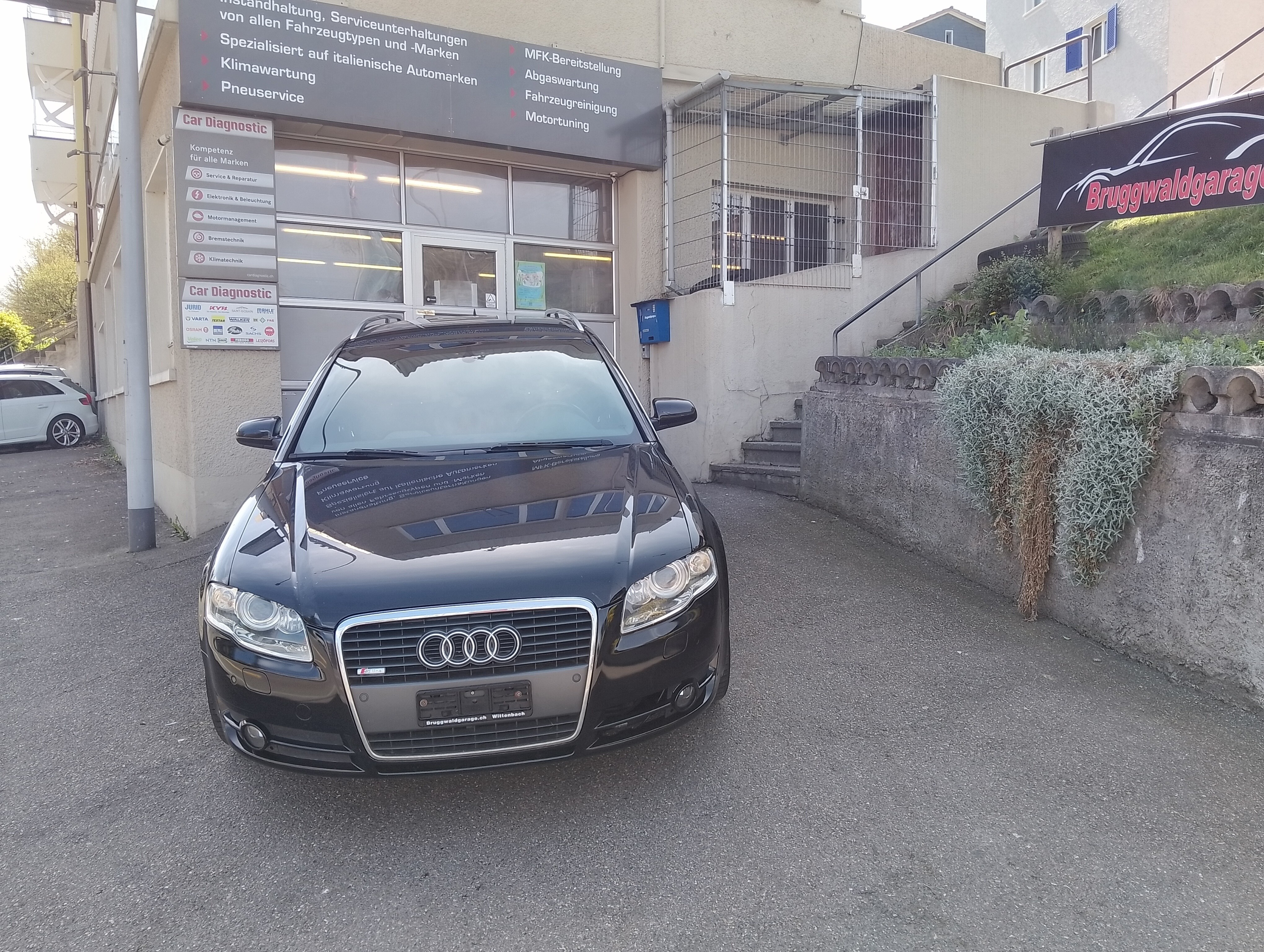 Car photo