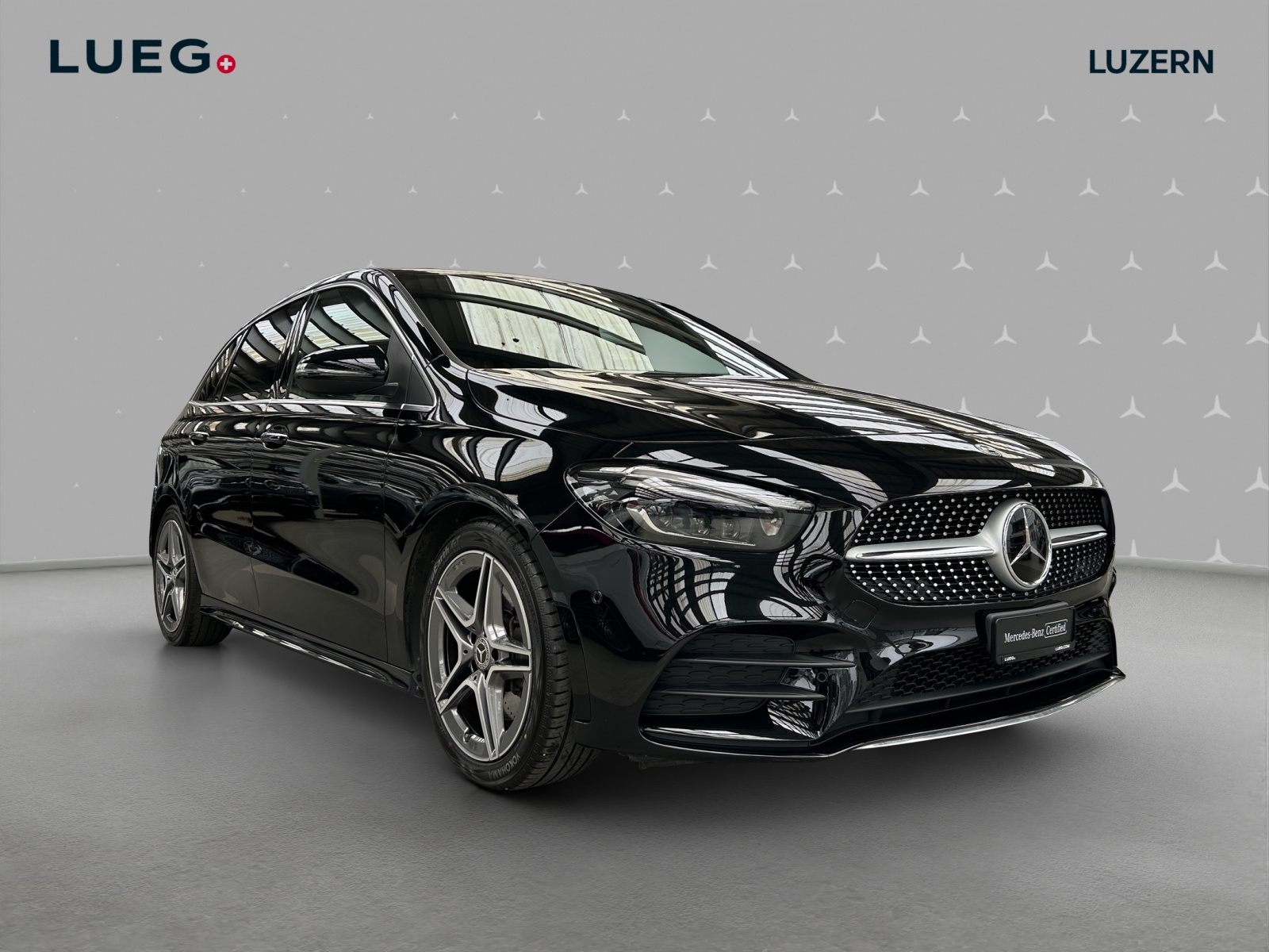 MERCEDES-BENZ B 220 d 4Matic AMG Line 8G-DCT-image-4